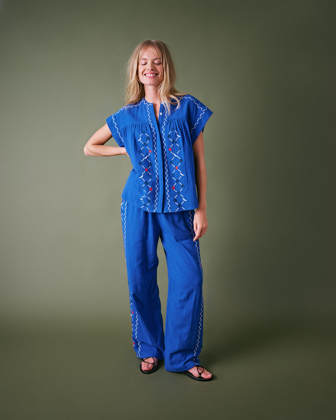 Coves Embroidered Top