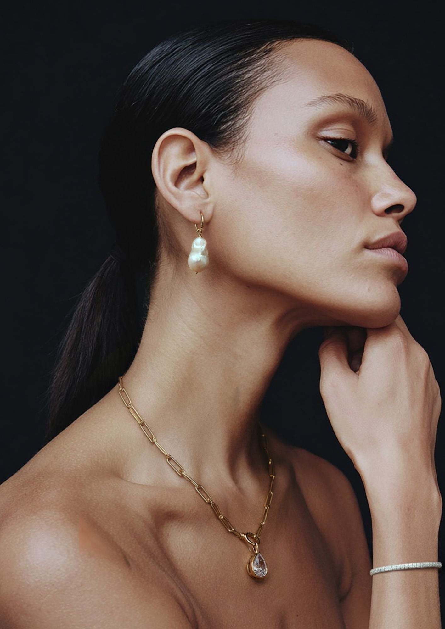 The Gold Formes Pear Drop (Drop Only)