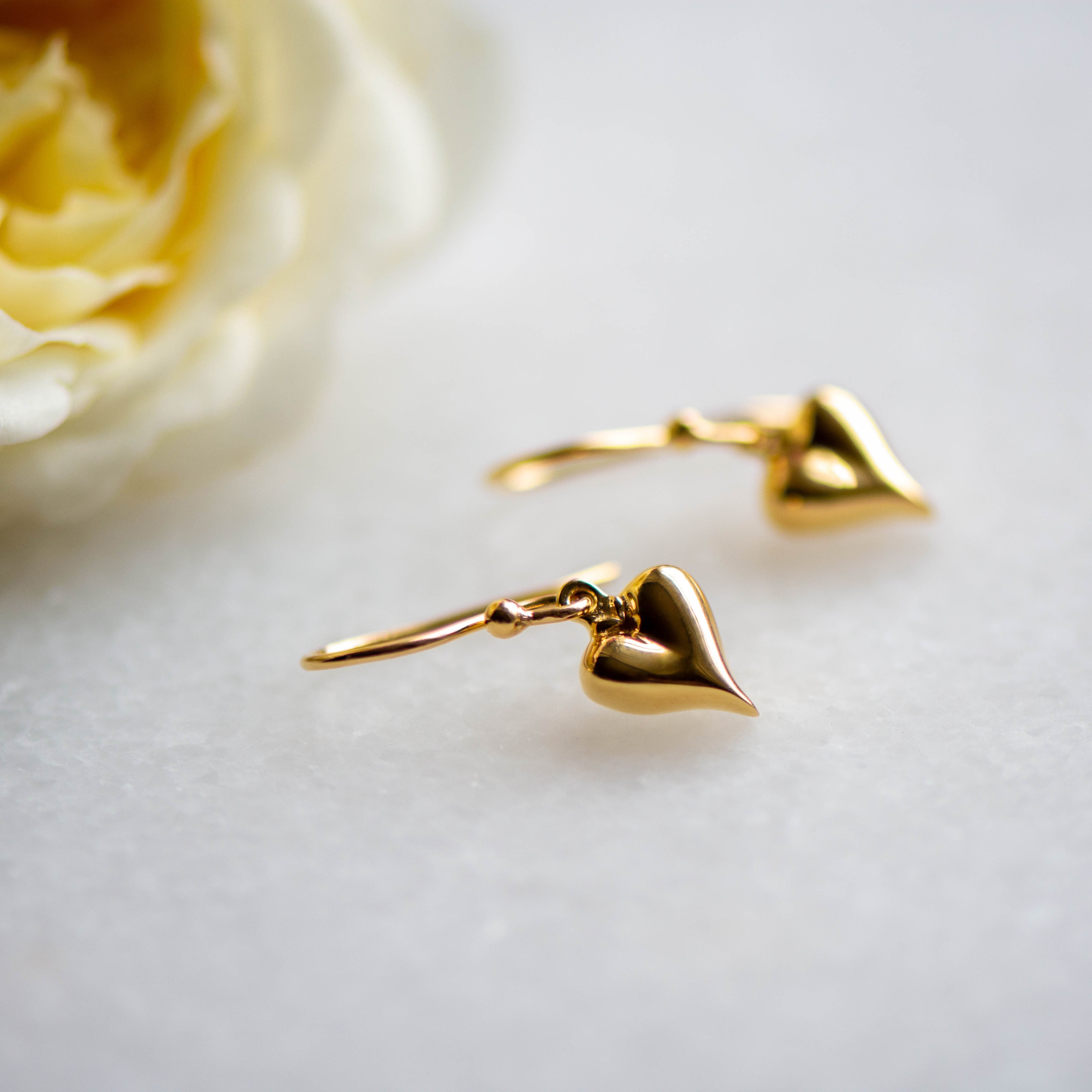 Mini Heart Drops in Gold