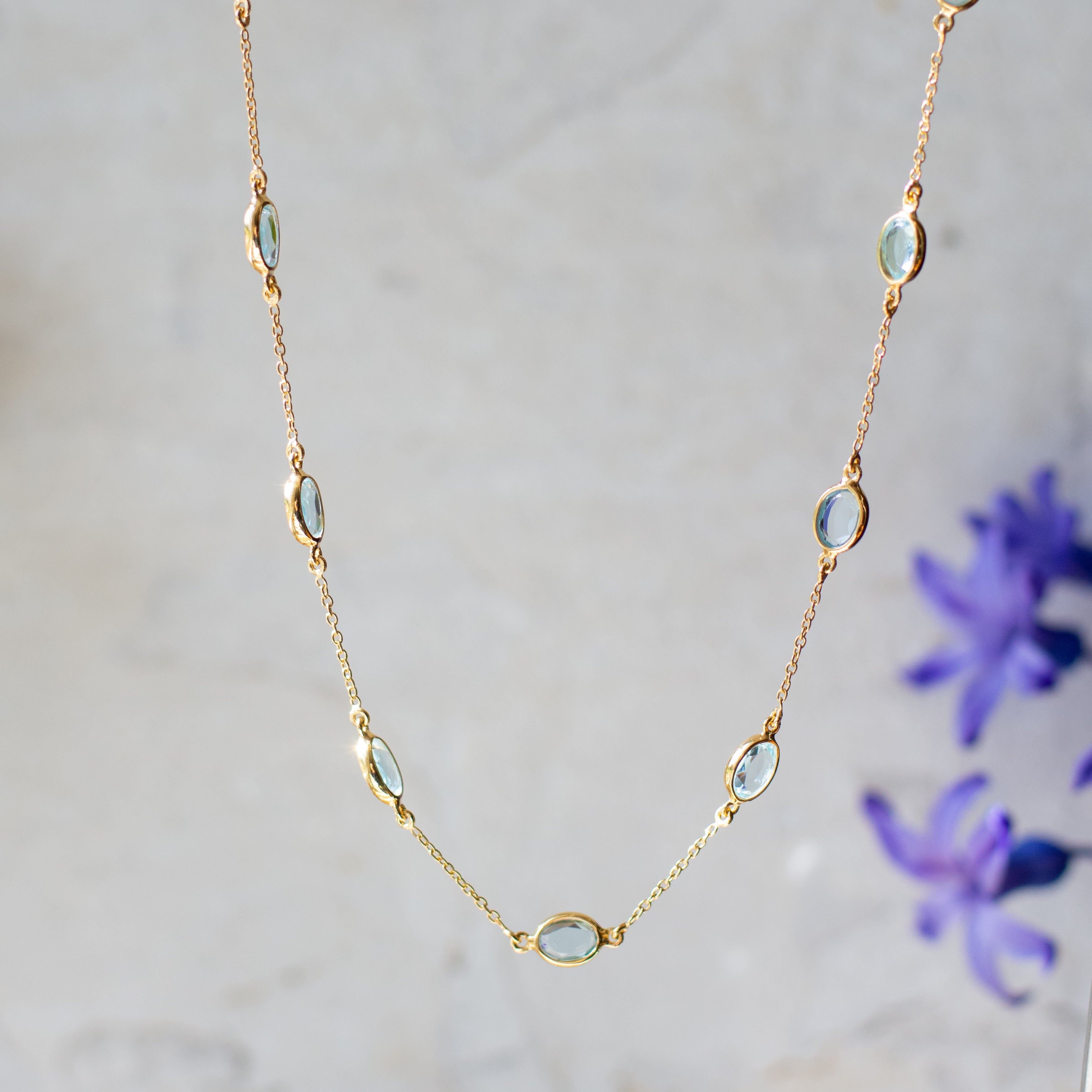 Marilyn Necklace in Gold with Sky blue Topaz