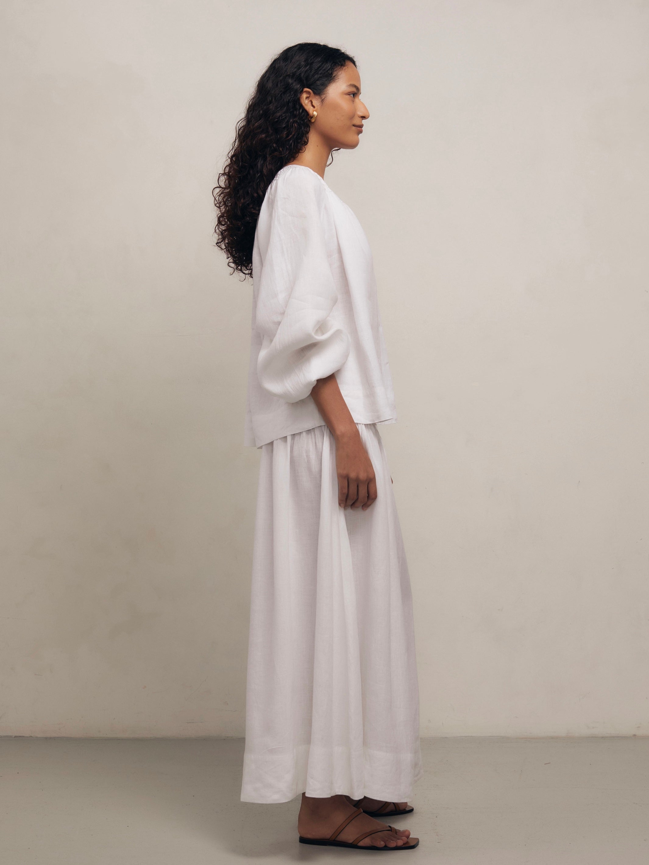 ELIZABETH - White Linen Blouse