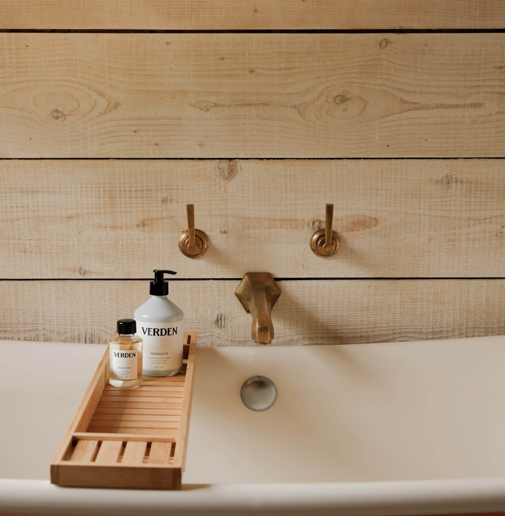 HERBANUM Bath Oil