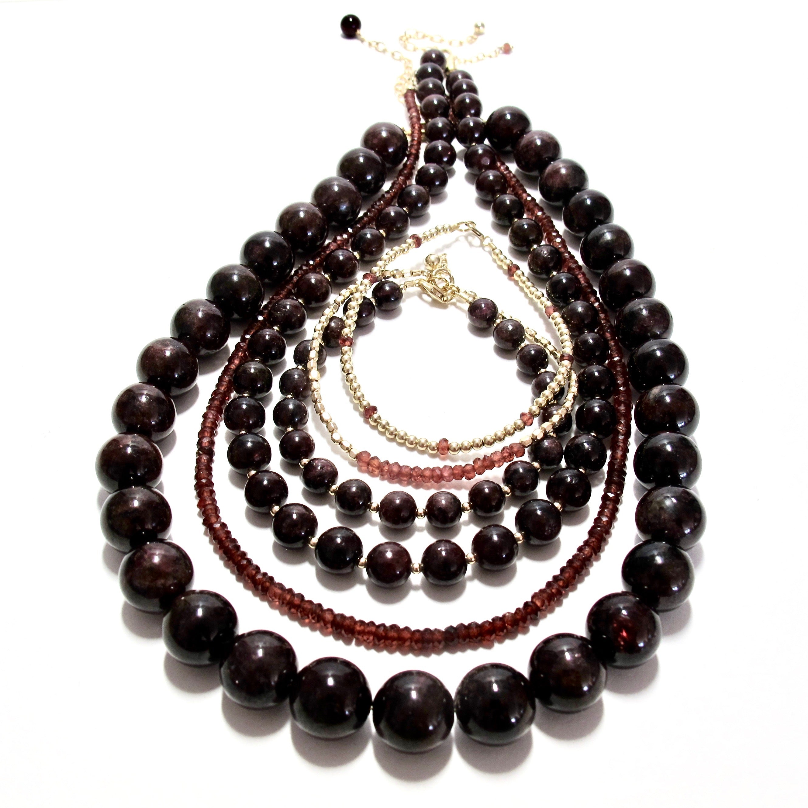 Garnet bubblegum & gold beads necklace