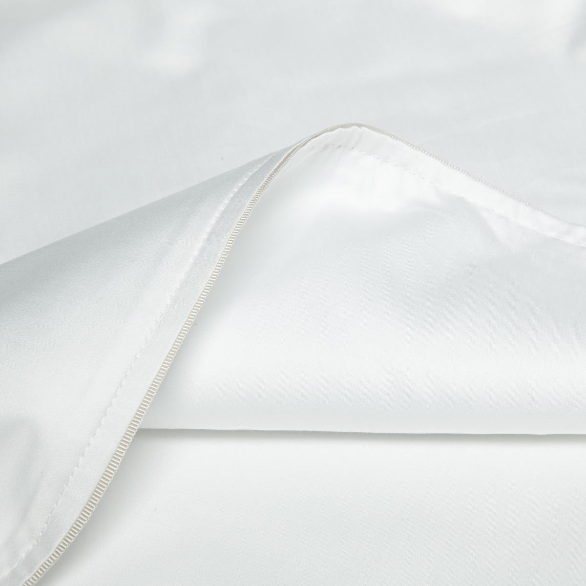 Heritage Duvet Cover - White With Silver Trim