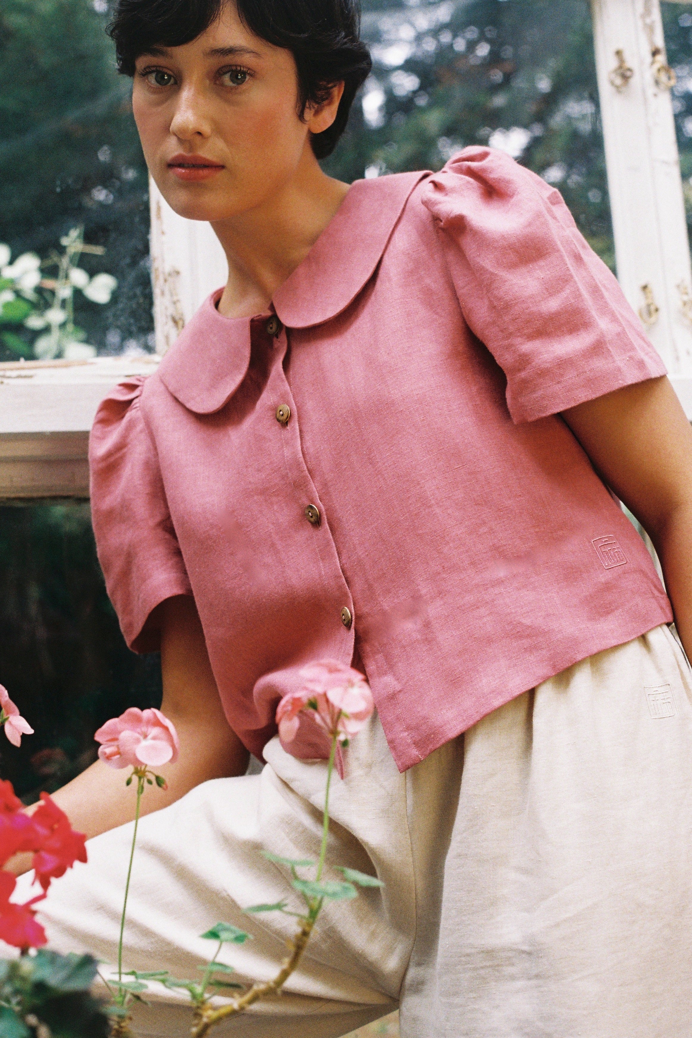 Frances Linen Cropped Blouse - Berry