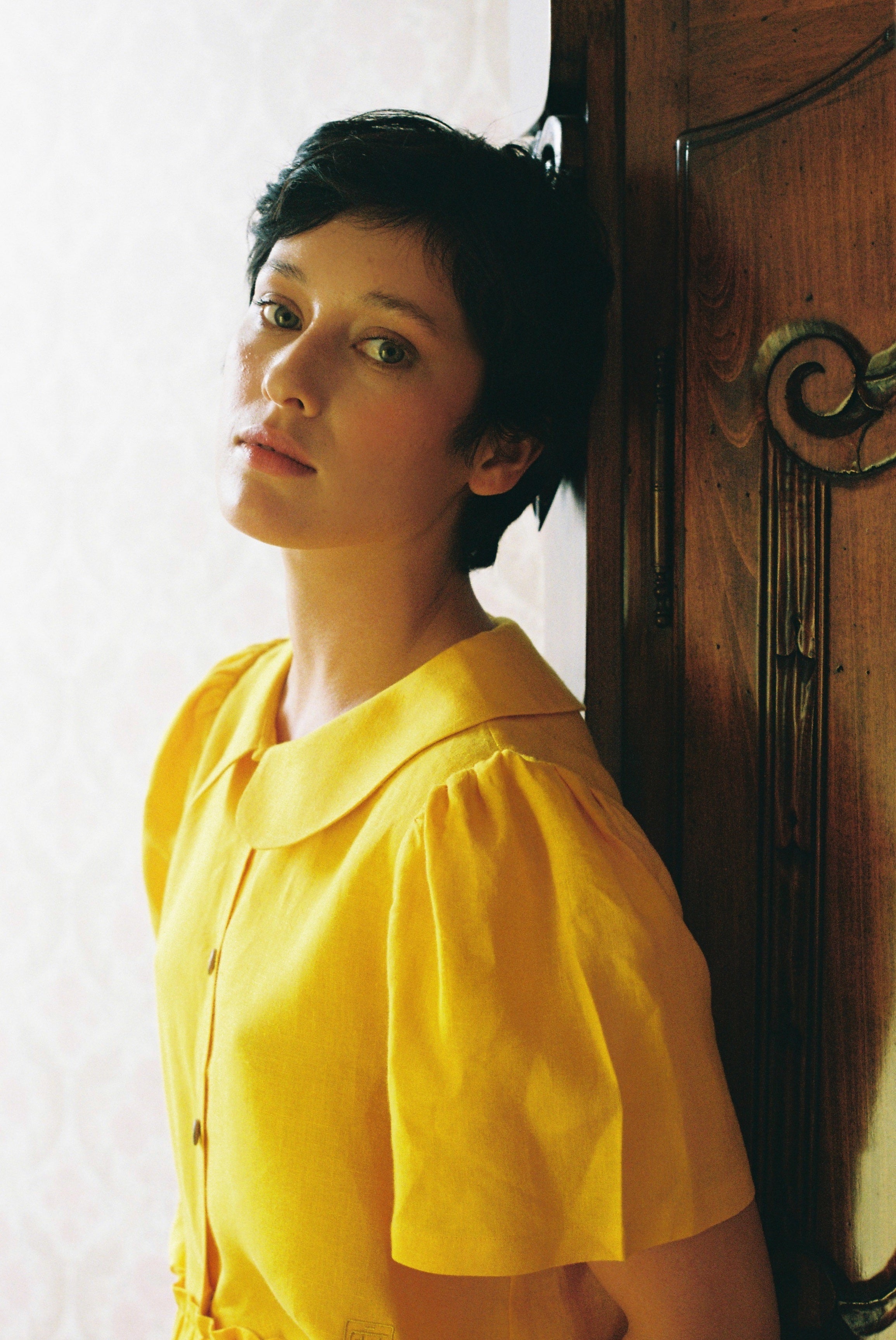 Frances Linen Cropped Blouse - Marigold