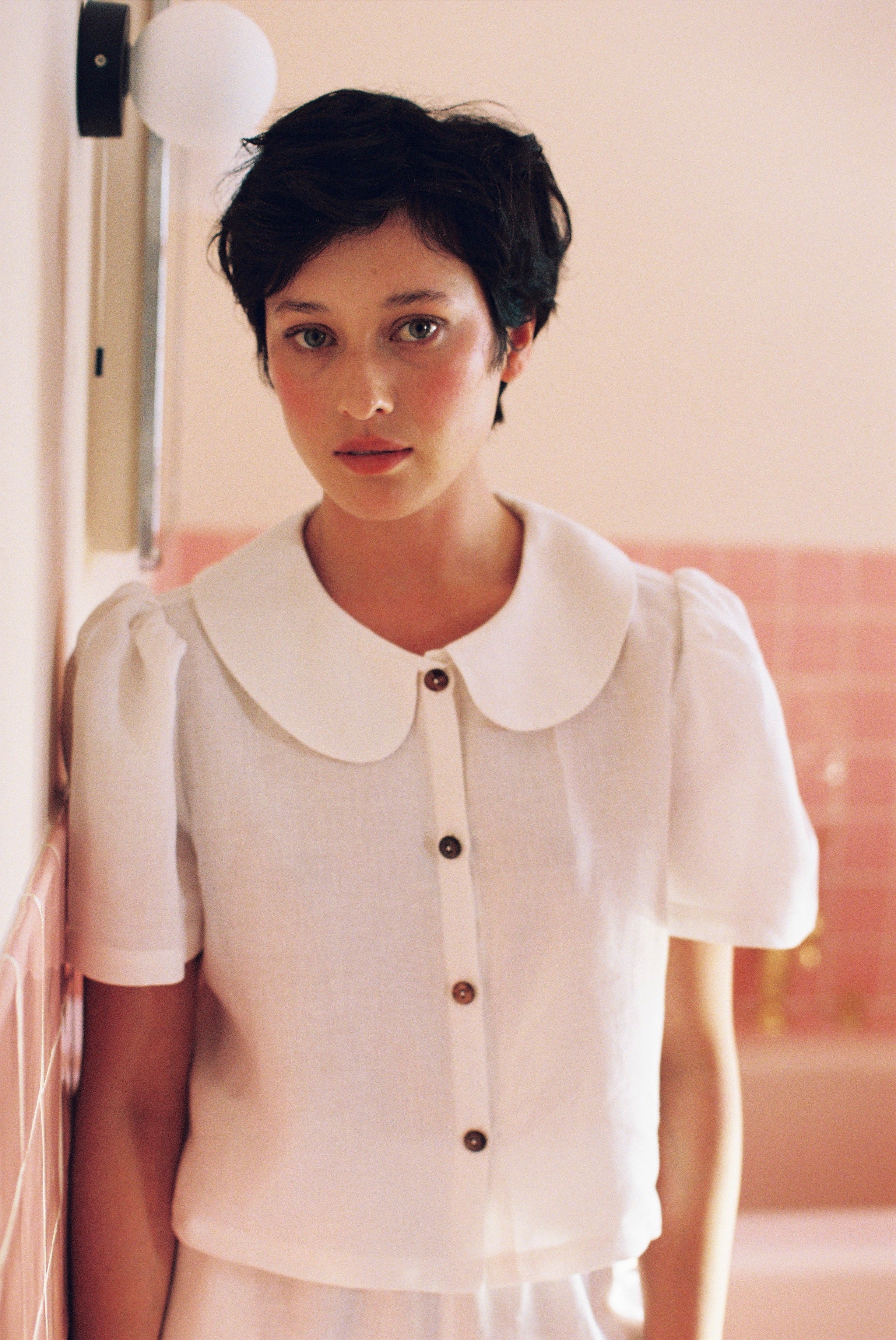 Frances Linen Cropped Blouse - White