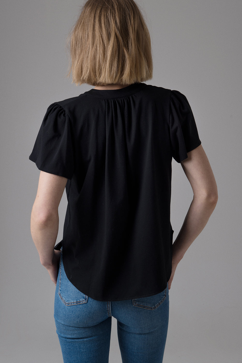 RACHEL-SPLIT NECK SHORT SLEEVE RELAXED FIT T-SHIRT
