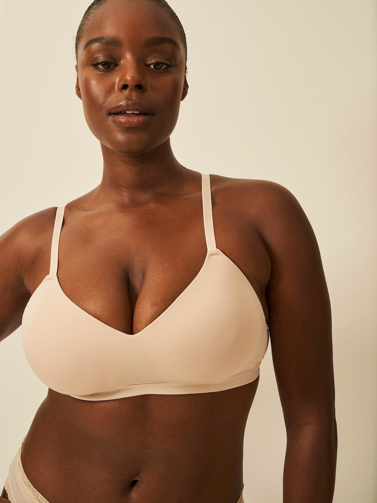 Smooth Sculpt Padded Bra - Sand
