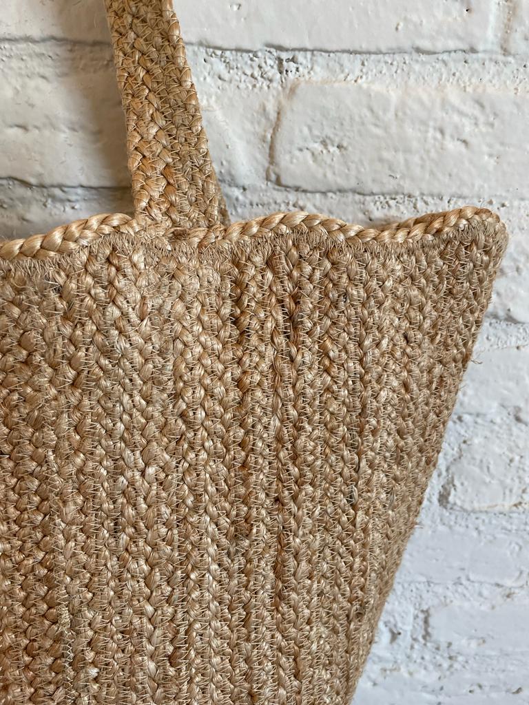 Natural Scallop Tote Large