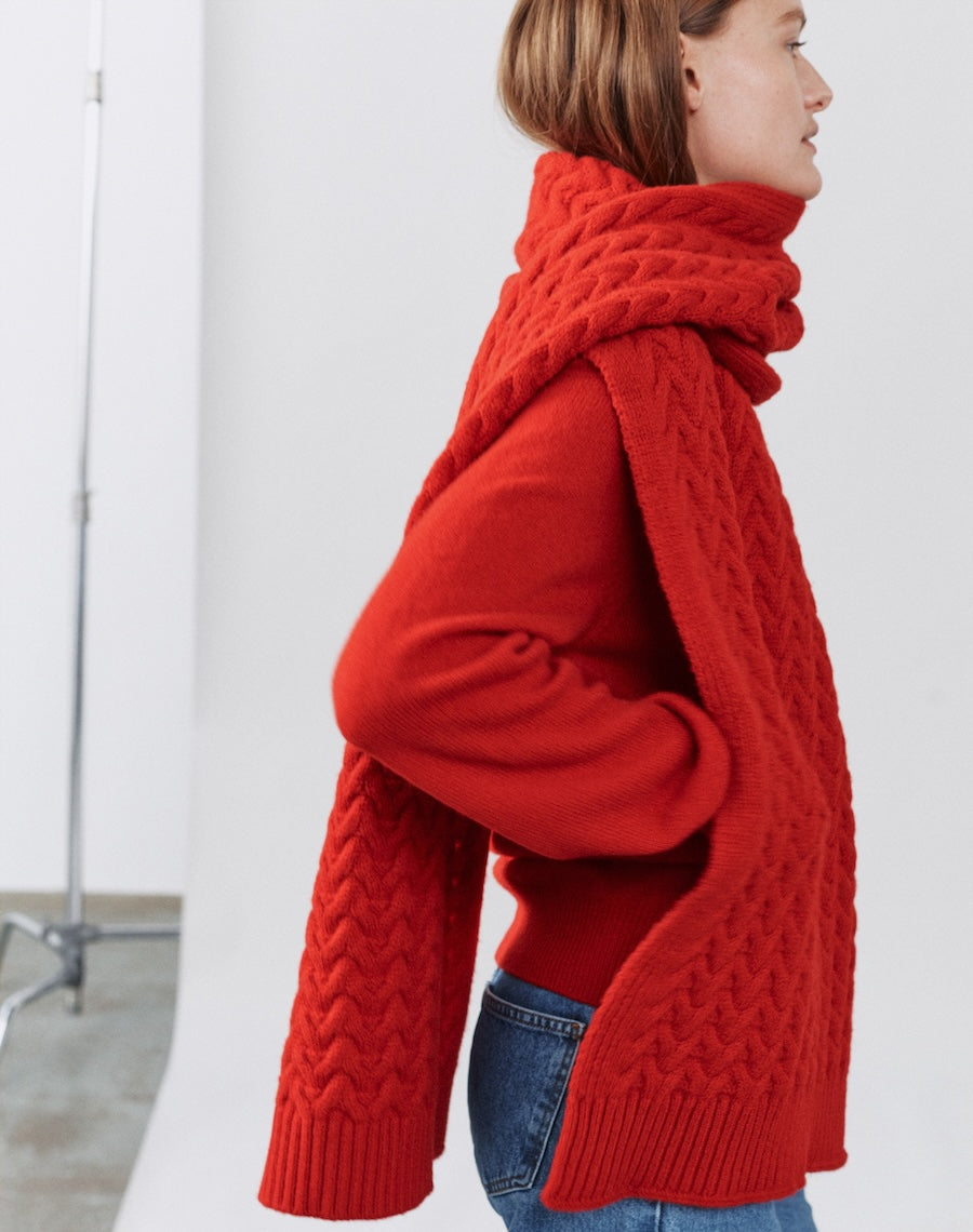 The Border Cable Scarf - Carmine