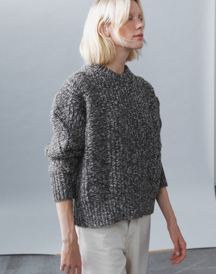 The HEIRLOOM CABLE CREW - Moss Twist