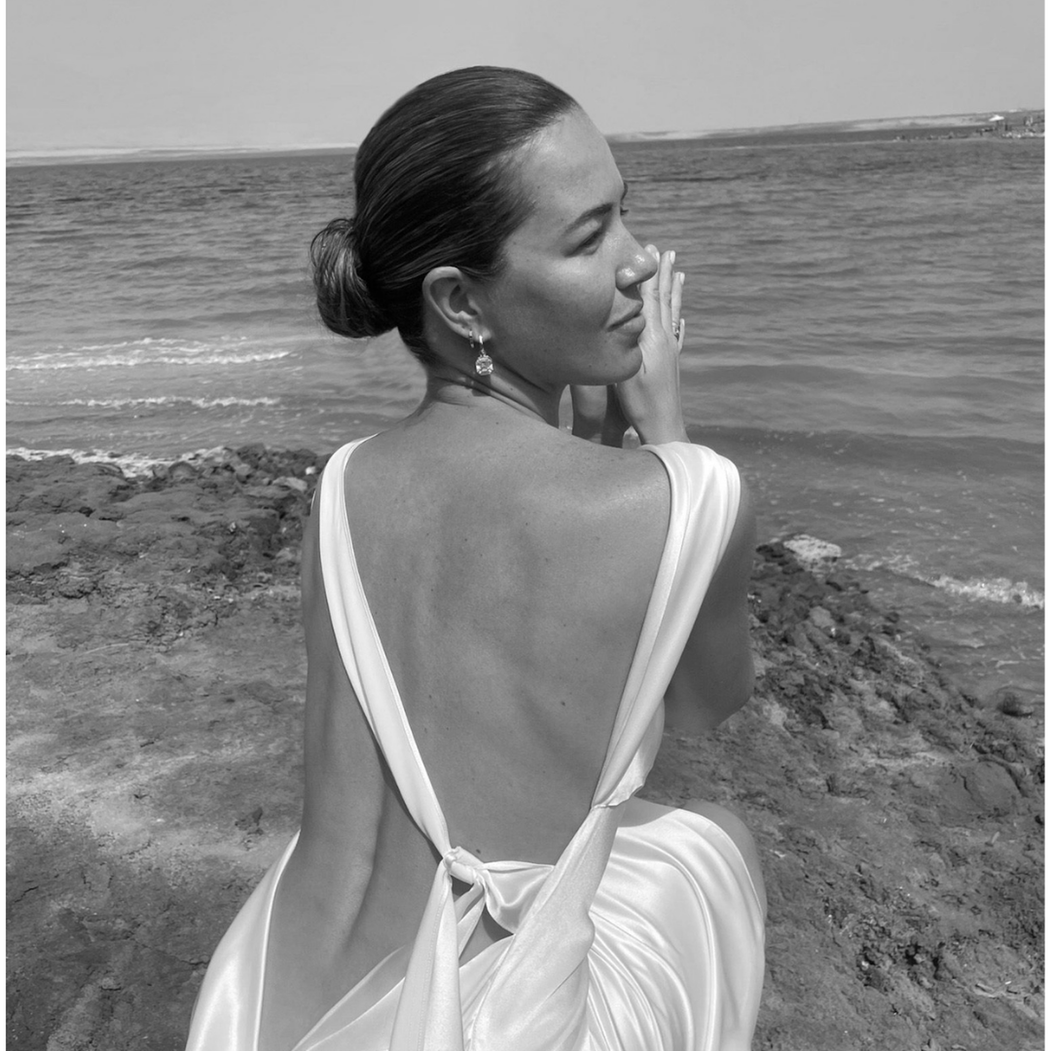 The Silver Deco Dreams Drops