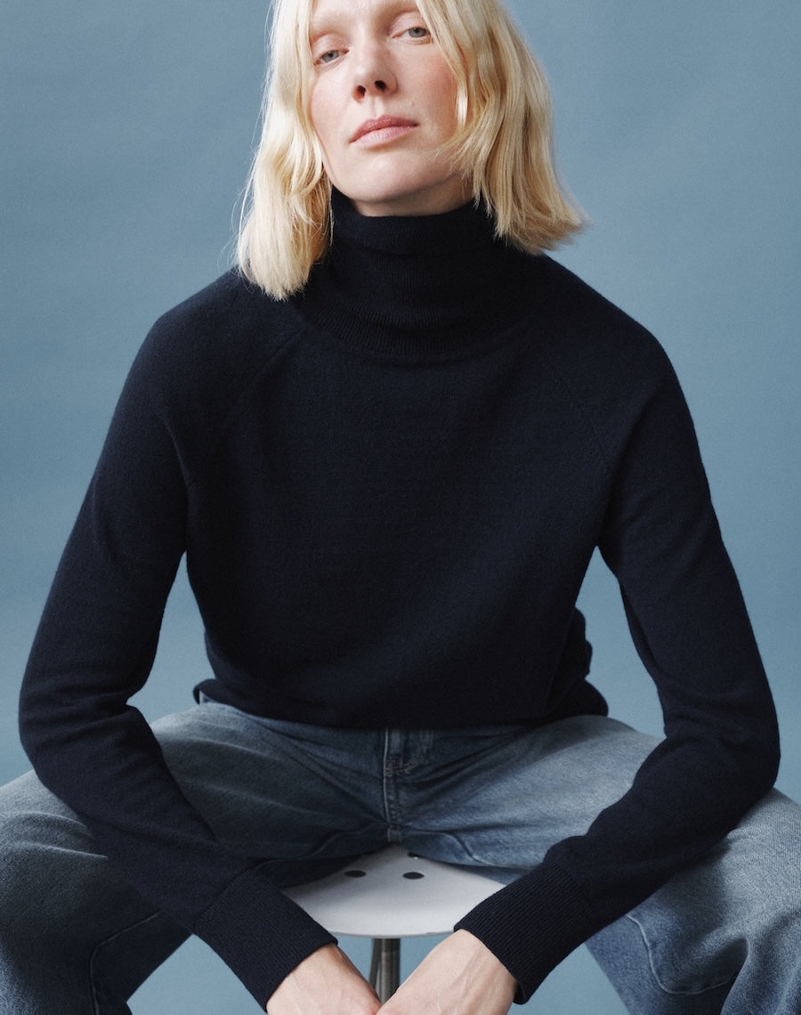 The Weekend Polo - Navy