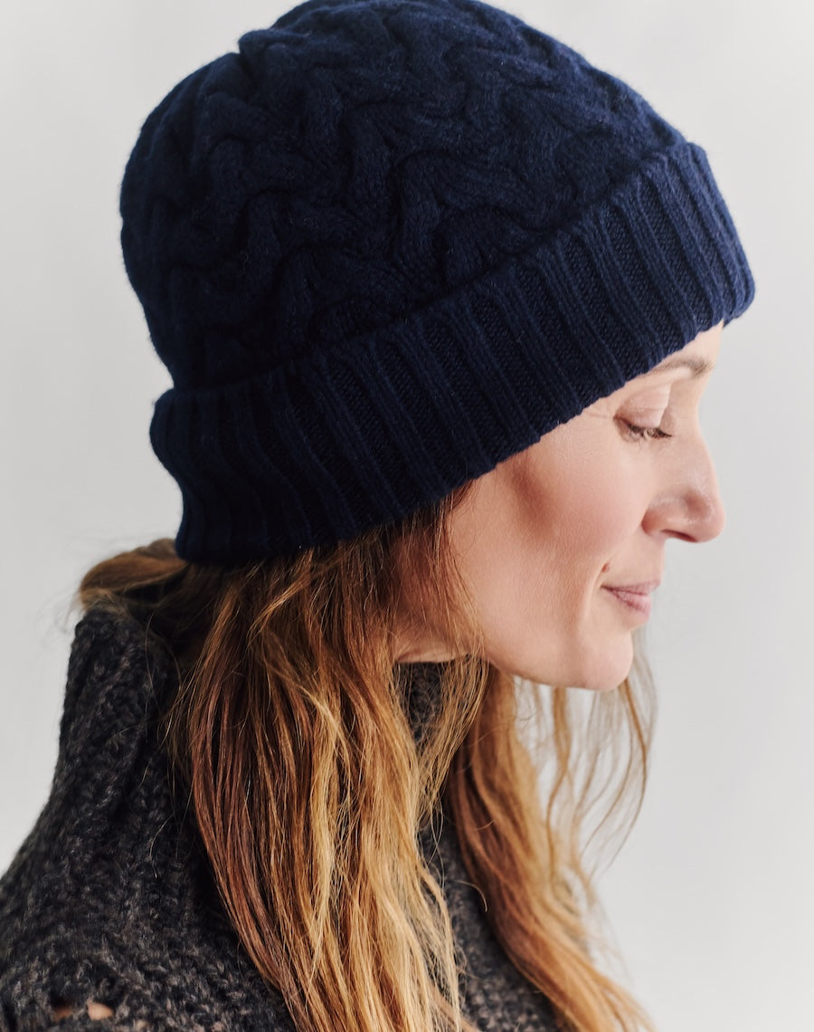 The Border Cable Hat - Navy