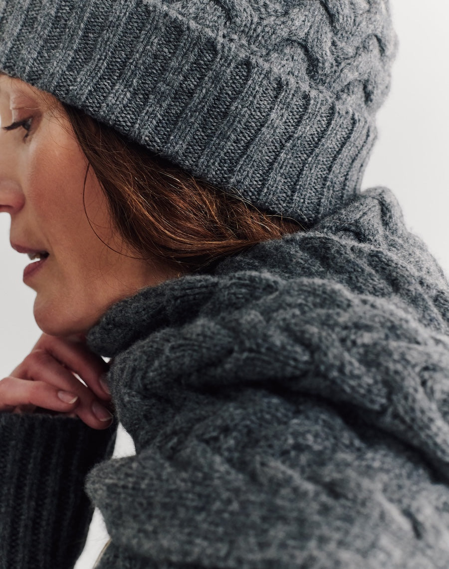 The Border Cable Scarf - Fossil