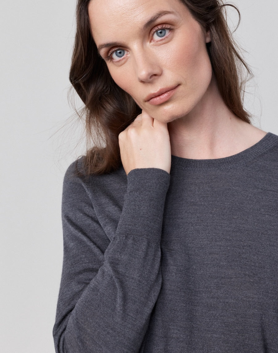 The Extra Fine Crew - Graphite