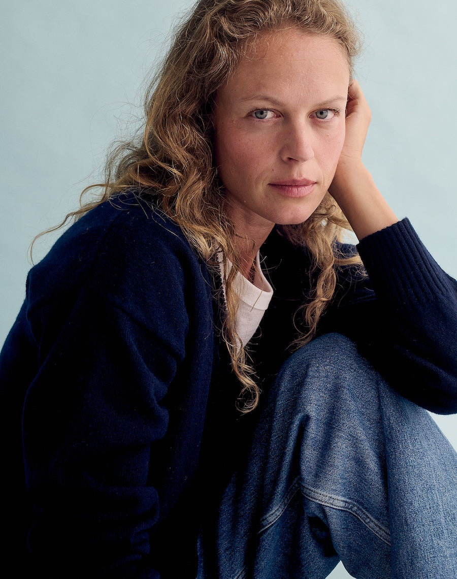 The Relaxed v - Navy