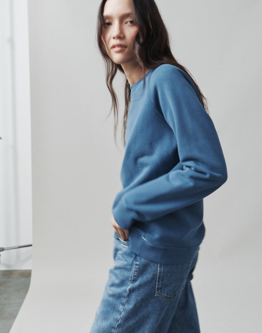 The Vintage-Fit SWEATSHIRT - Ocean Blue