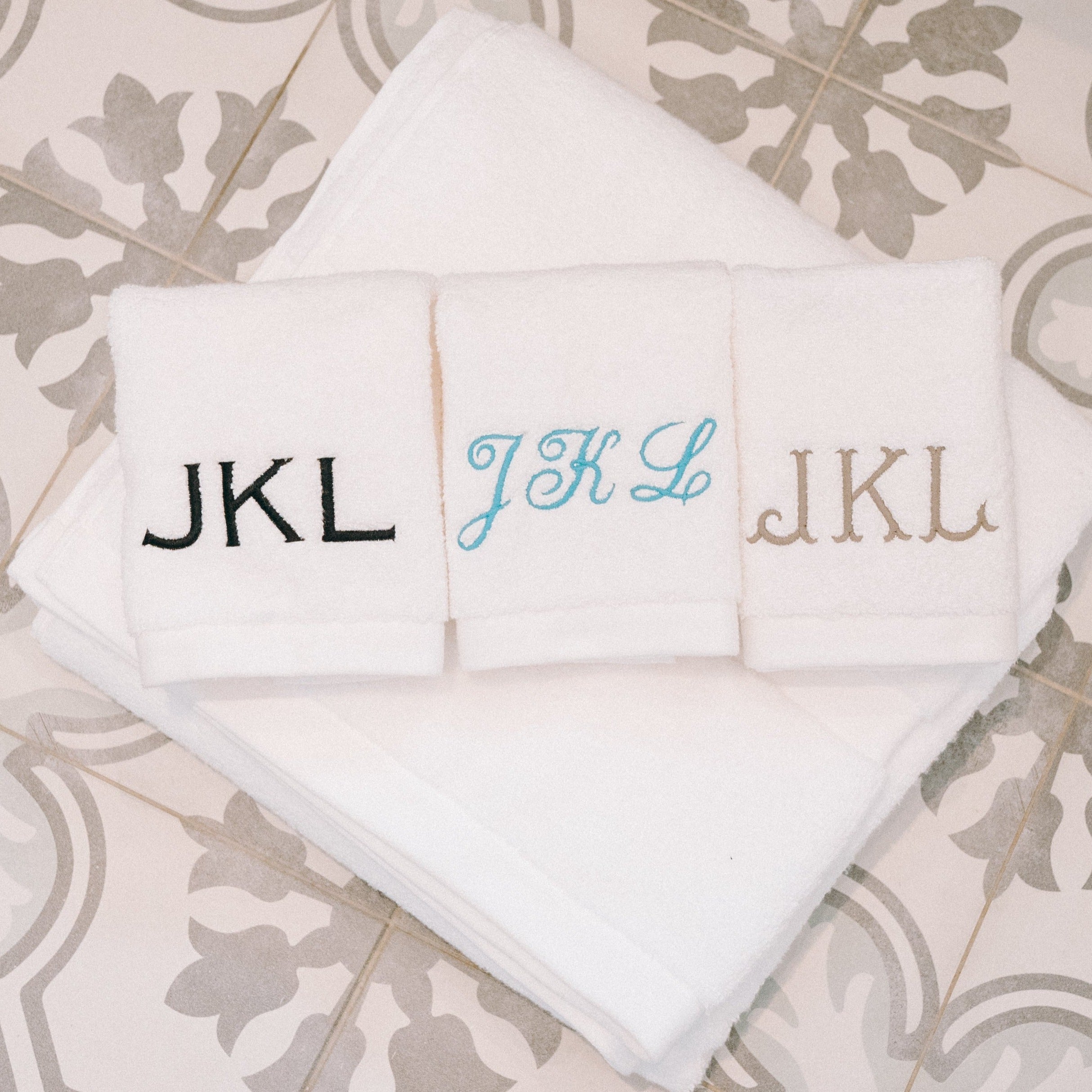 Signature Luxurious & Fluffy Shower Mat
