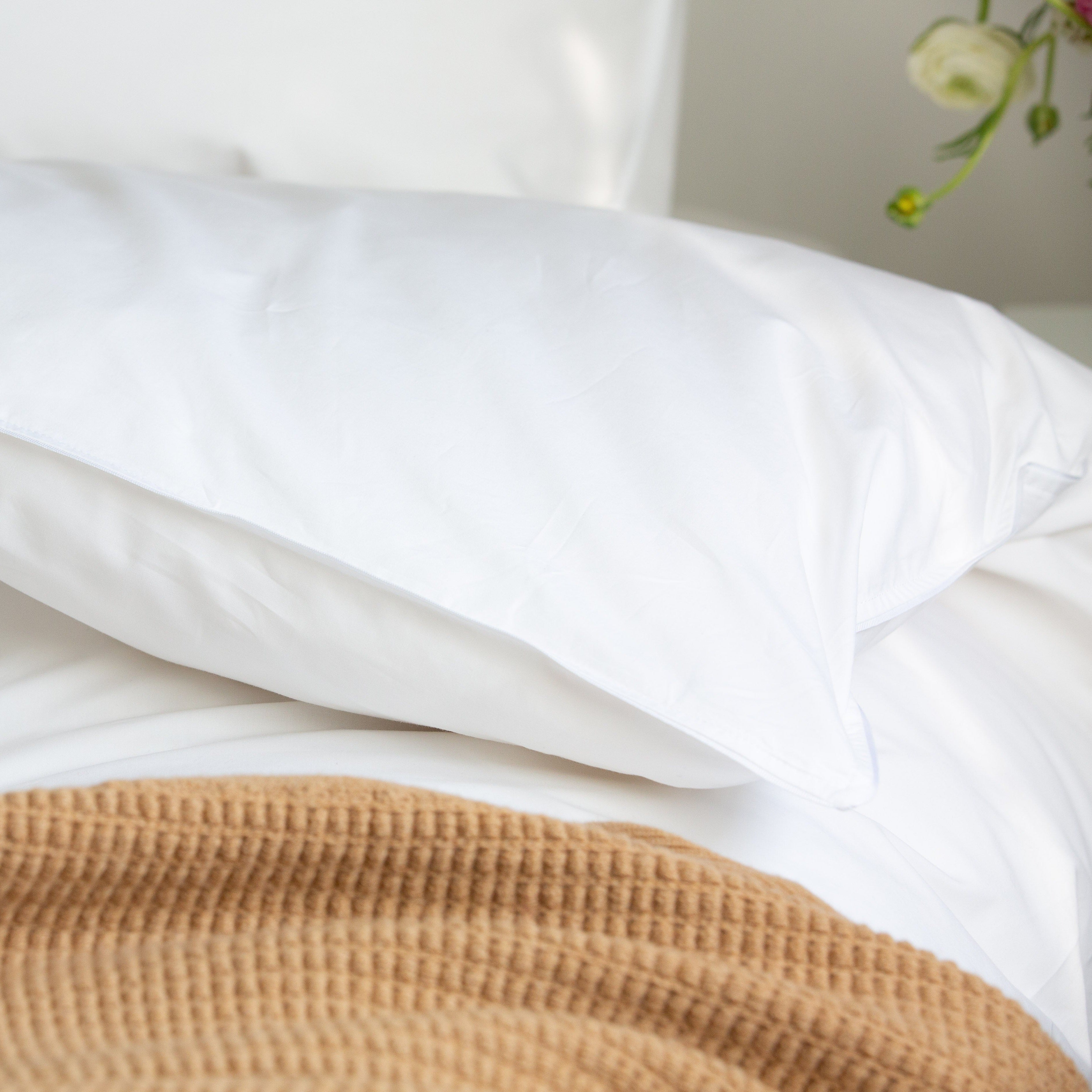 Island Duvet Cover - White With White Trim