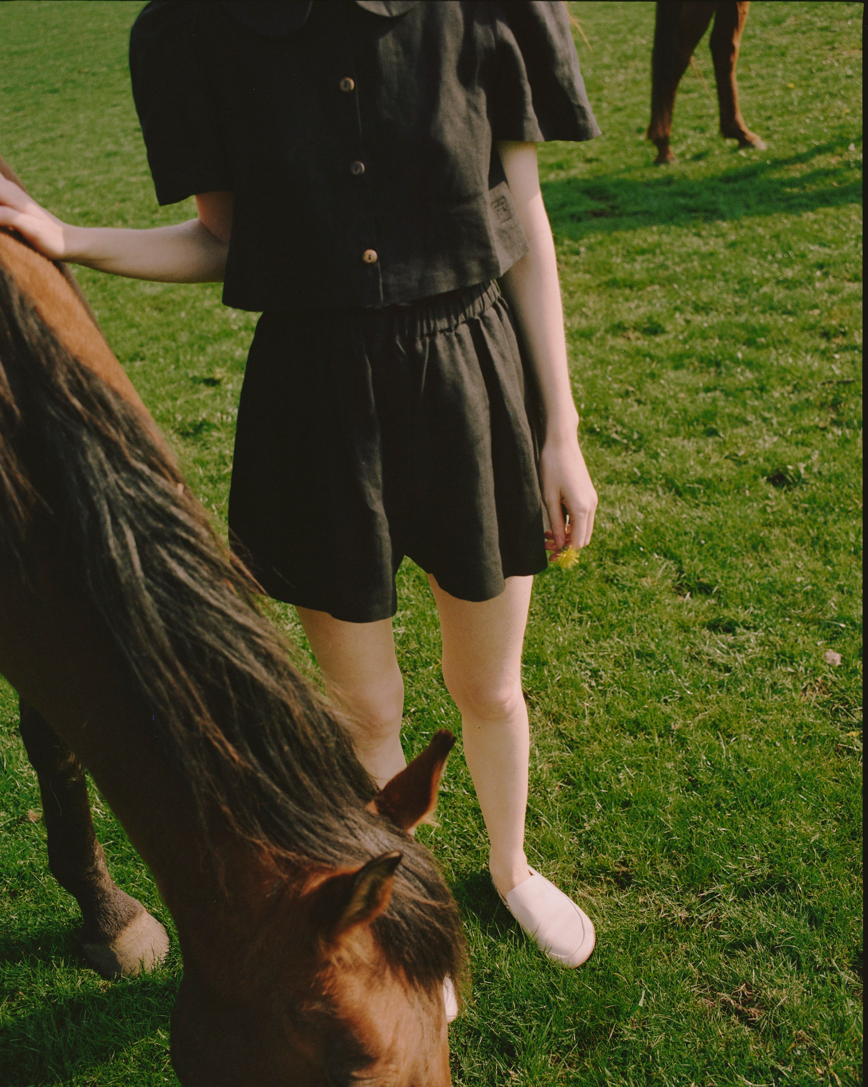 Olivia Linen Shorts - Black