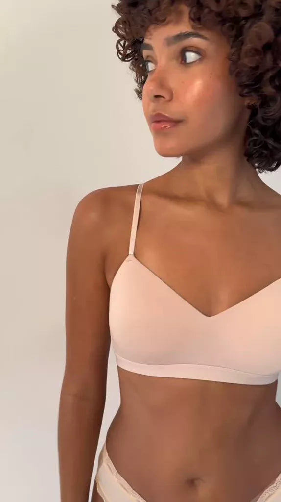Smooth Sculpt Padded Bra - Sand
