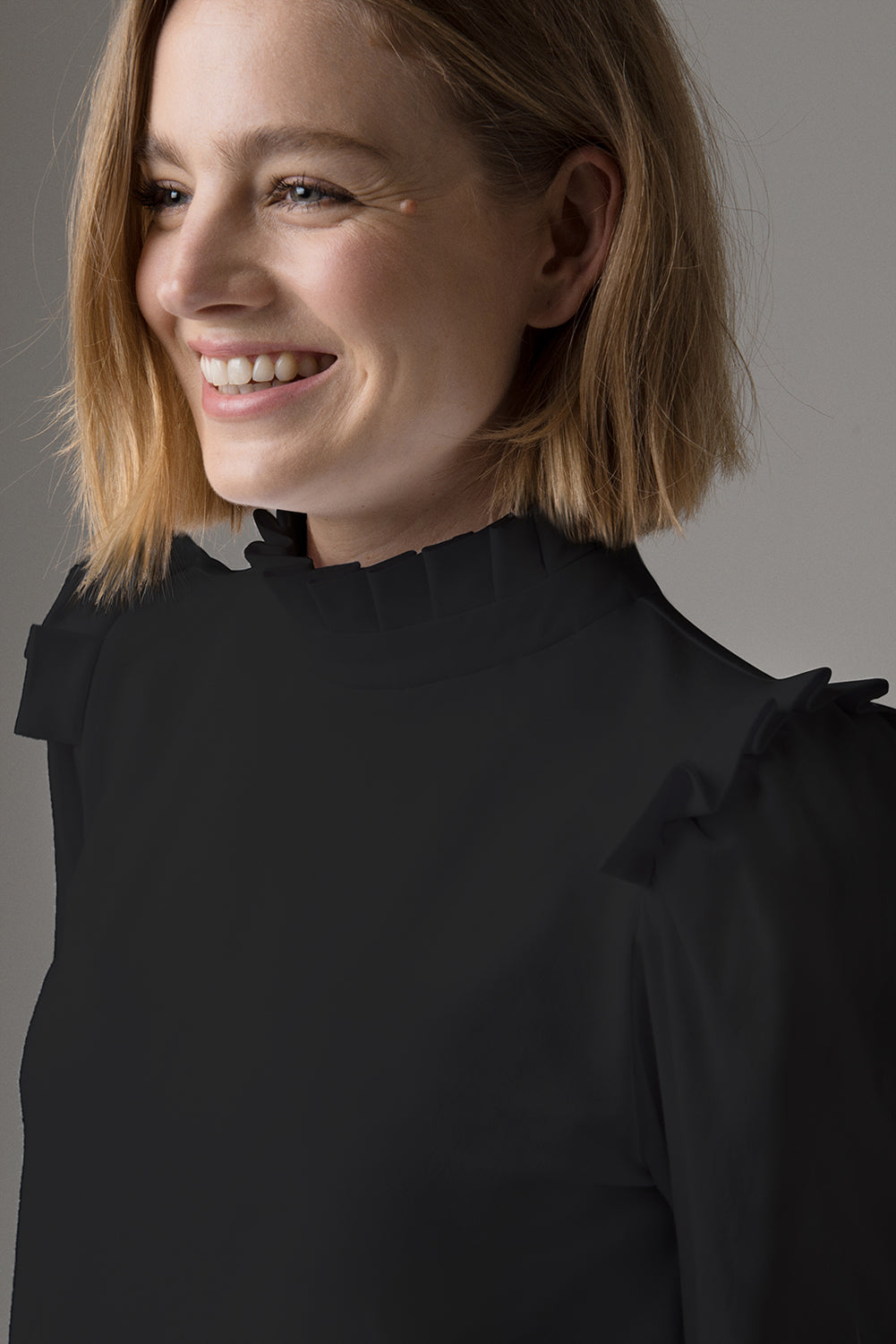 SIENNA-PLEATED NECK LONG SLEEVE T-SHIRT