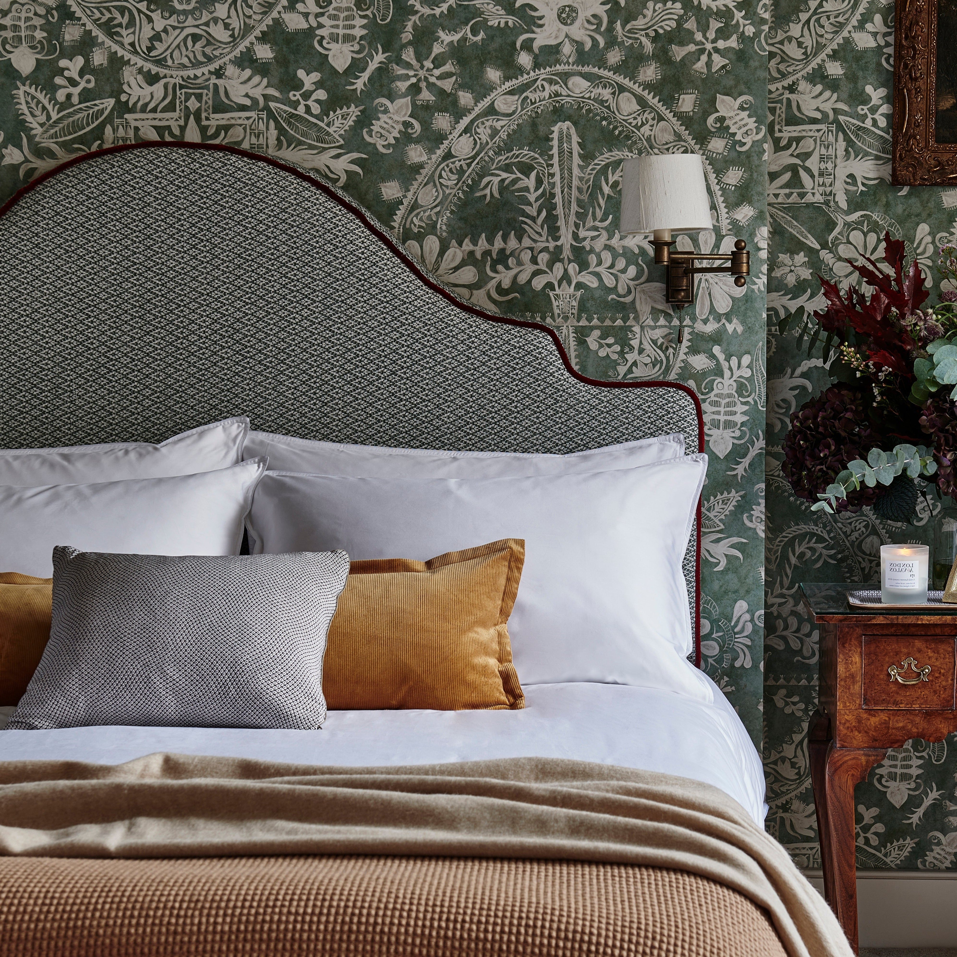 Set of 2 - Heritage Collection Signature Style Housewife Pillowcase - White With White Trim