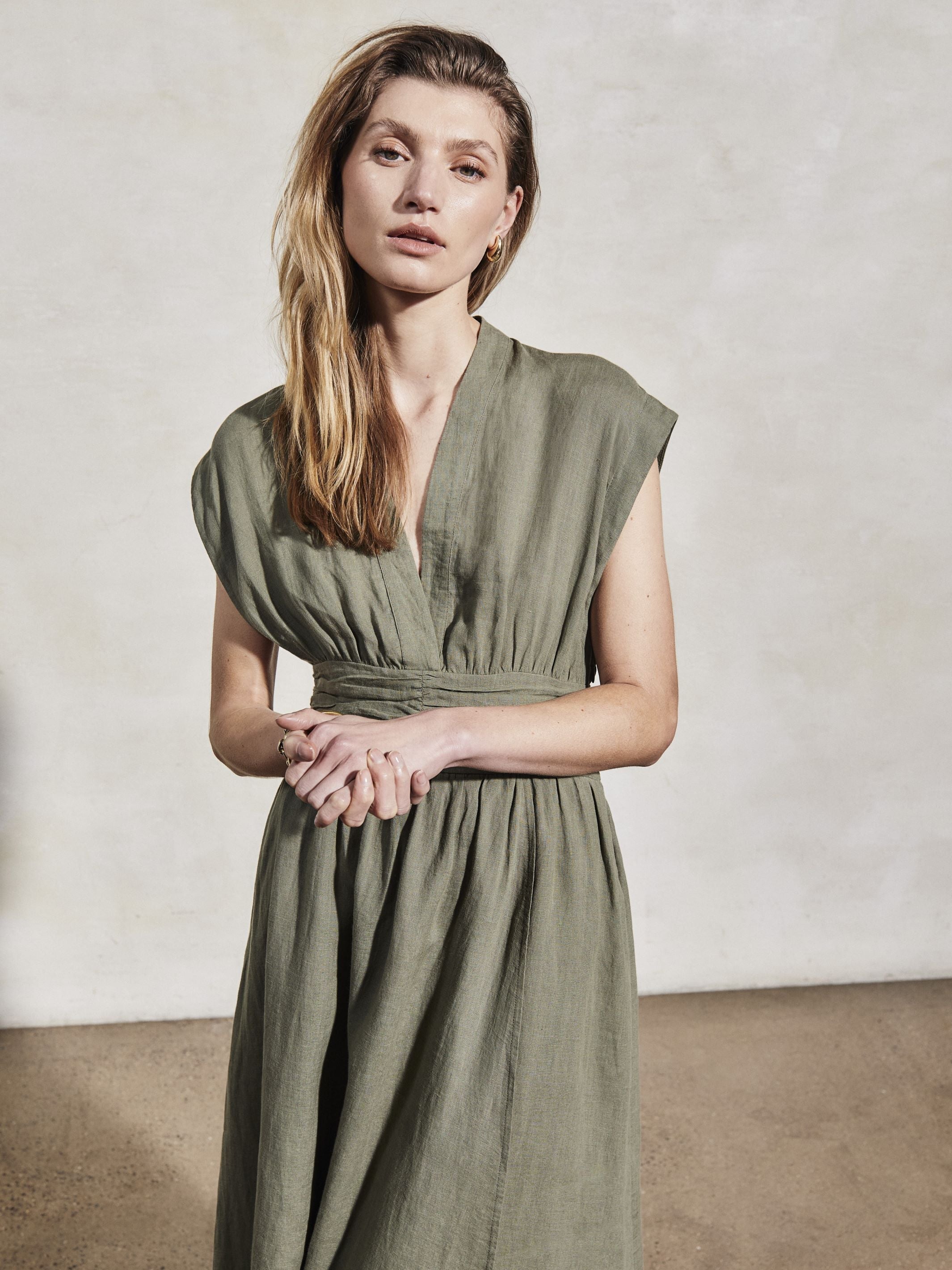 GEORGIA - Moss Linen Dress