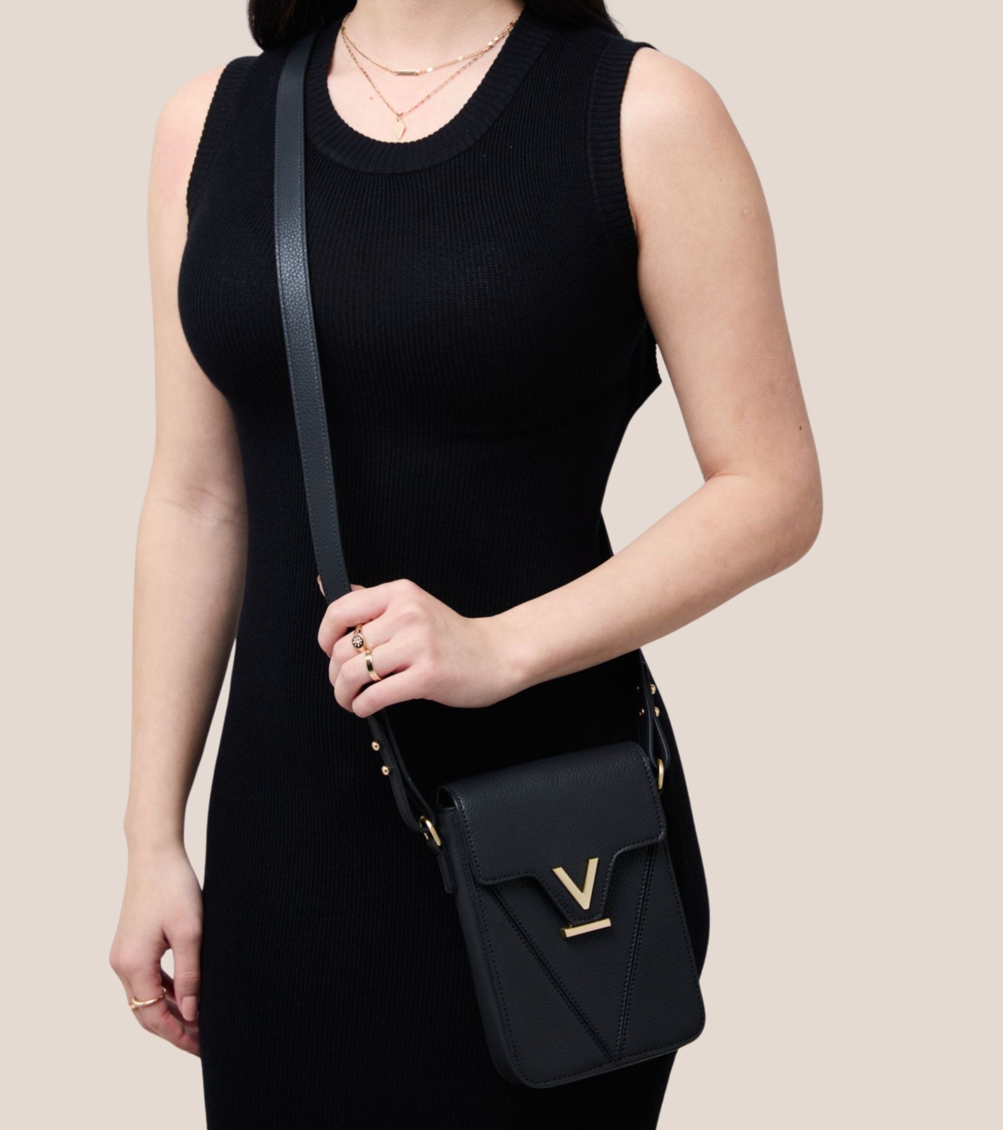 Luna Compact Vegan Bio-Based Bamboo Phone Bag in Black