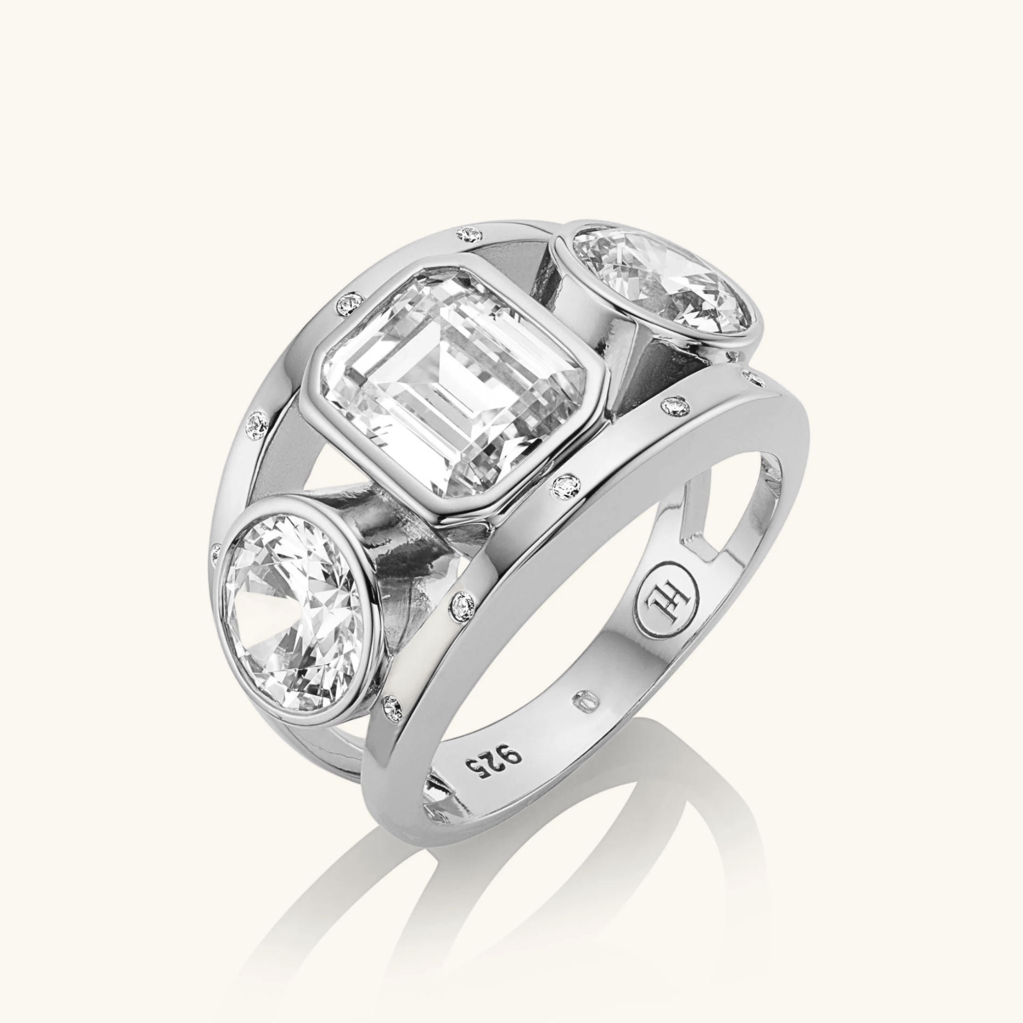 The Silver Joséphine Ring