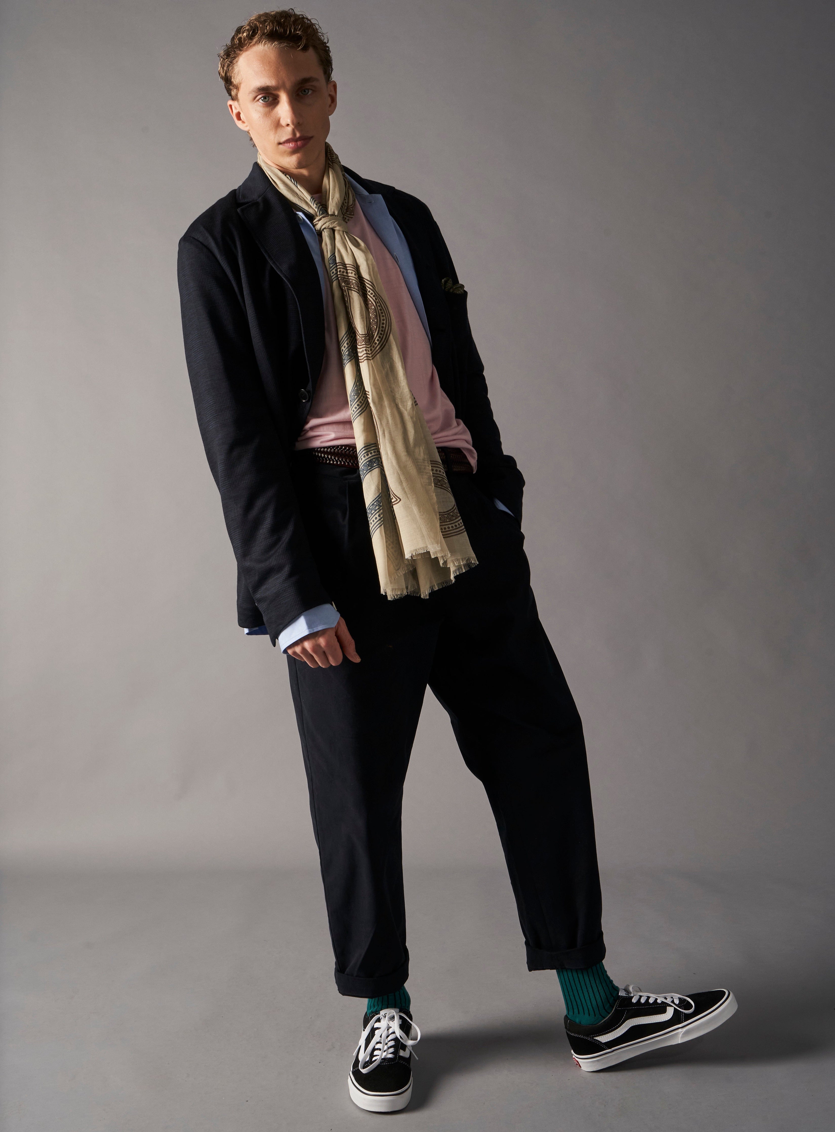 Cotton & Cashmere Wool Cream and Navy Paisley Neck Scarf