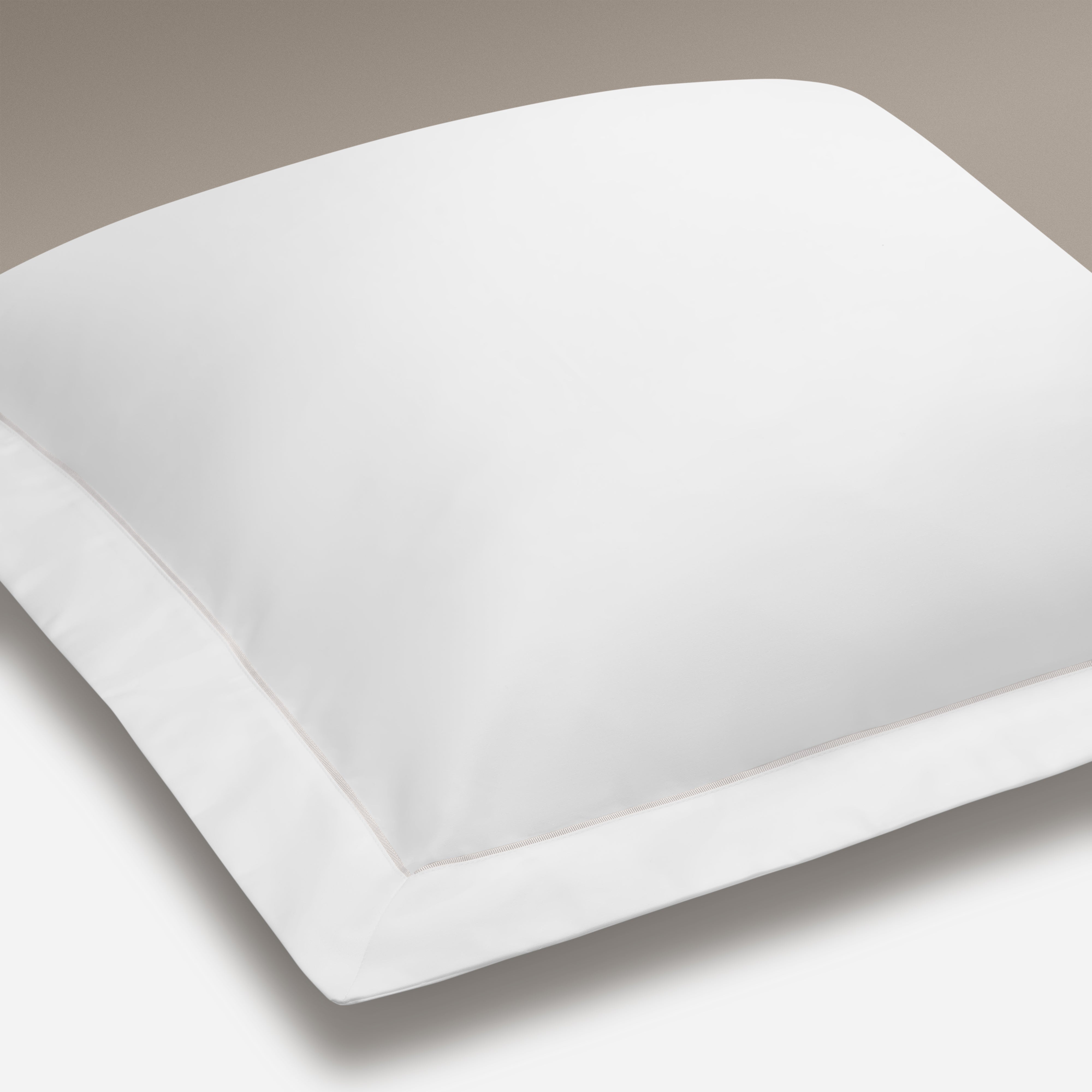 Set of 2 - Heritage Collection Signature Style Oxford Pillowcase - White With Silver Trim