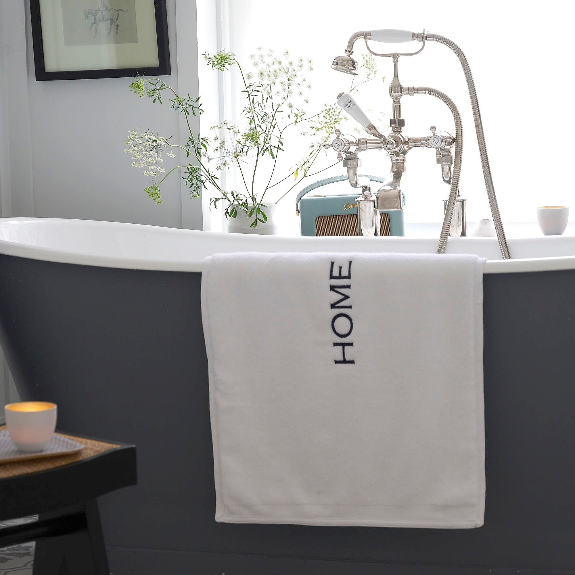 Signature Luxurious & Fluffy Bath Mat