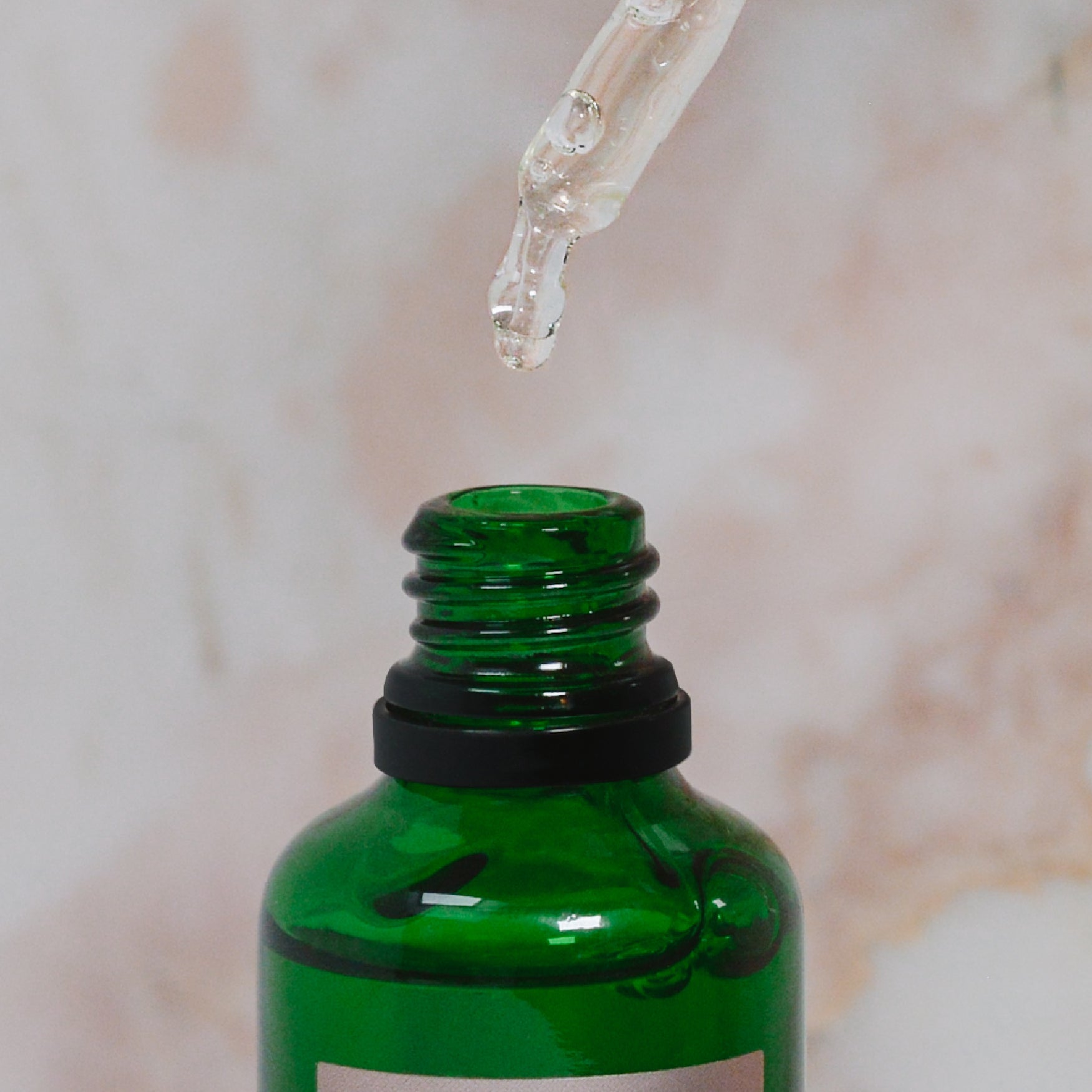 Brightening Hyaluronic Serum