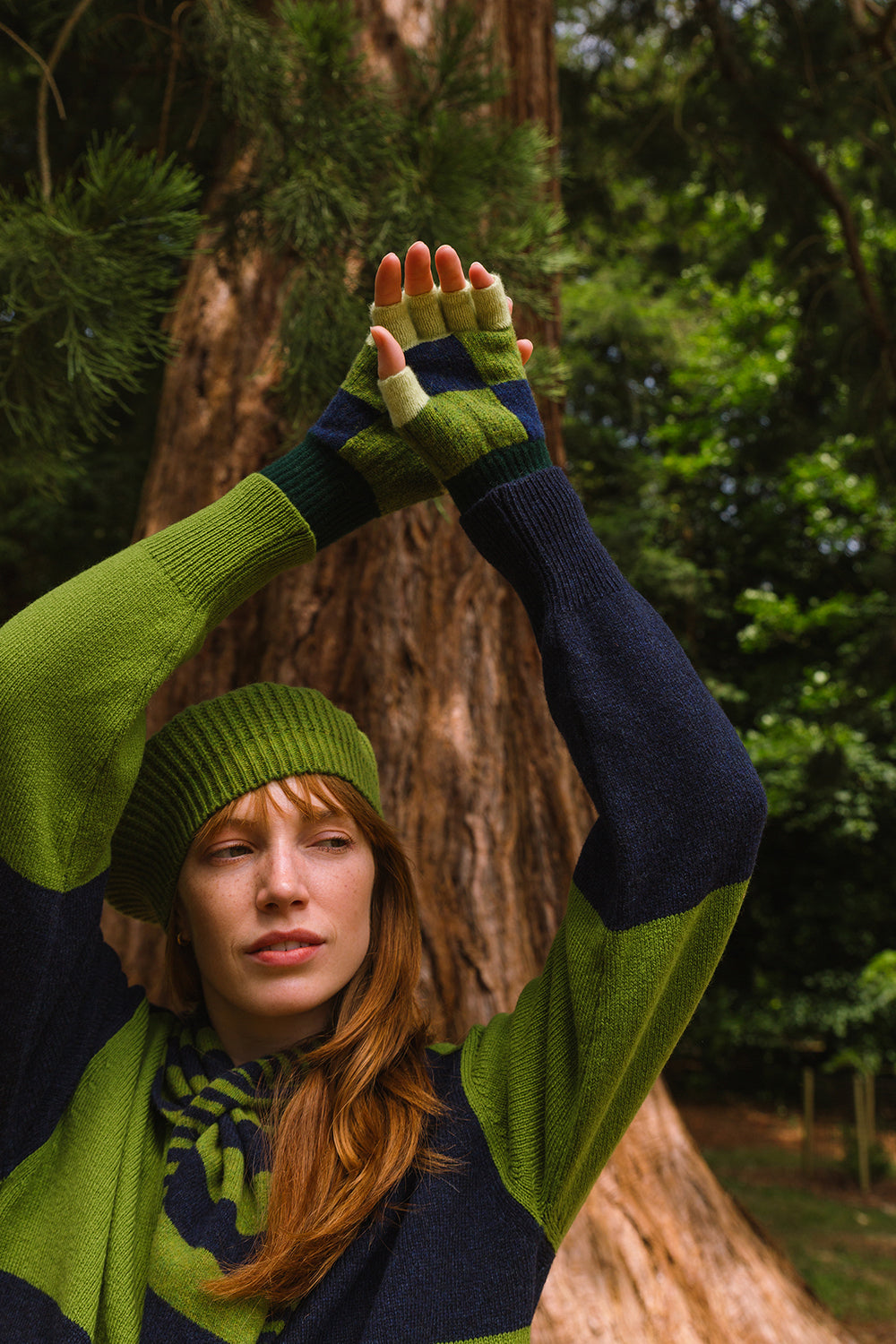 Check Fingerless Glove - Moss