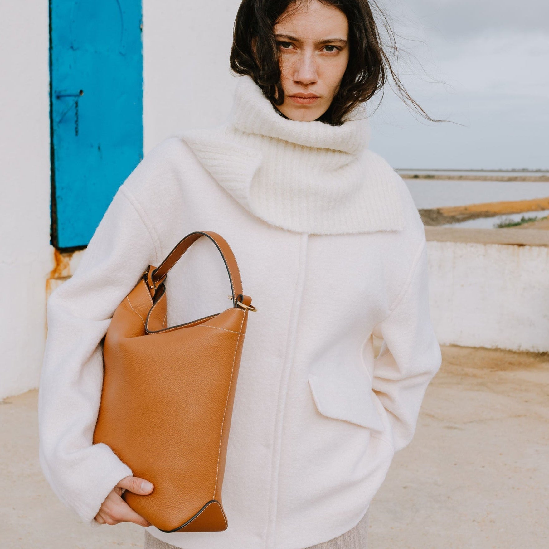 Curve Bag