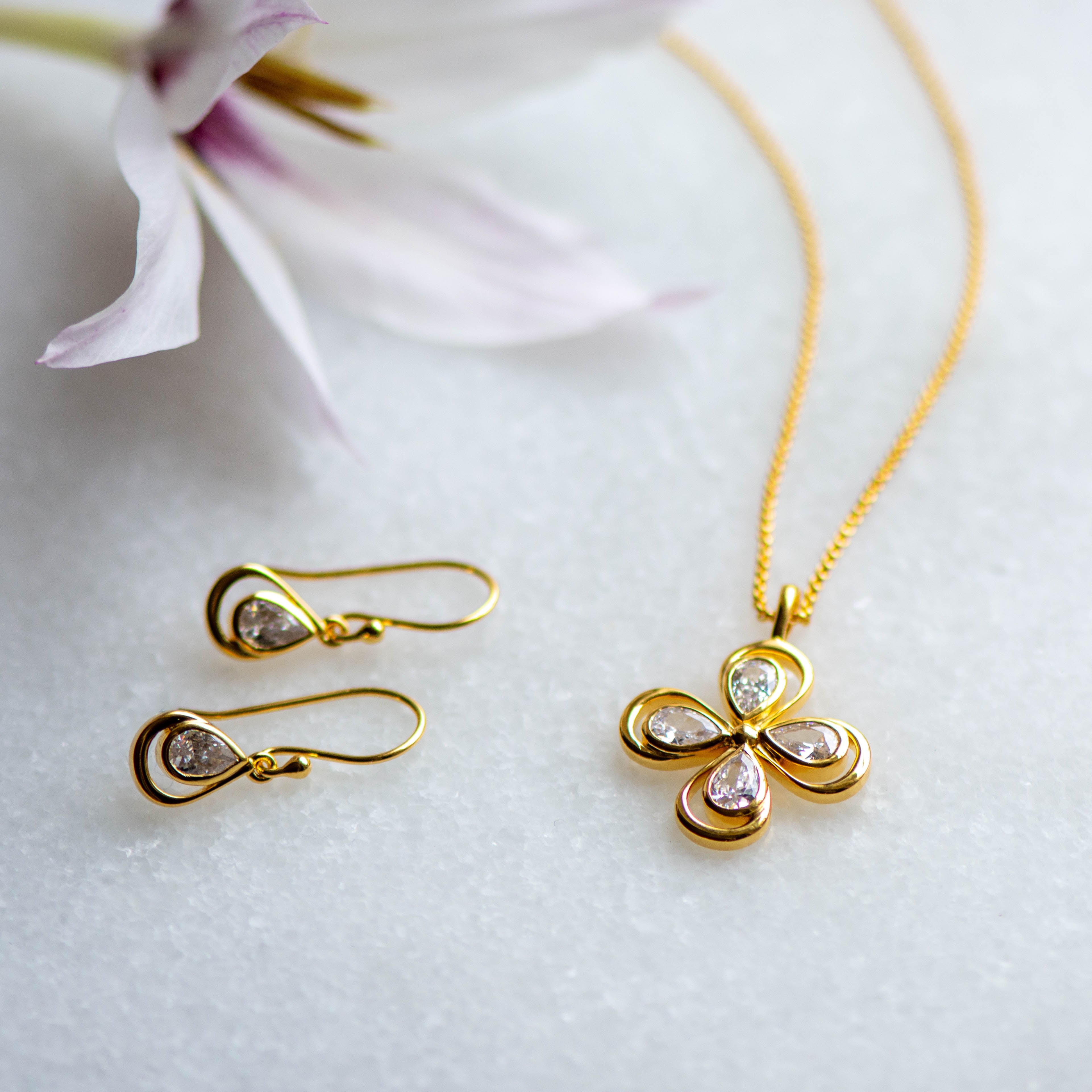 Lucky Clover Pendant in Zirconia