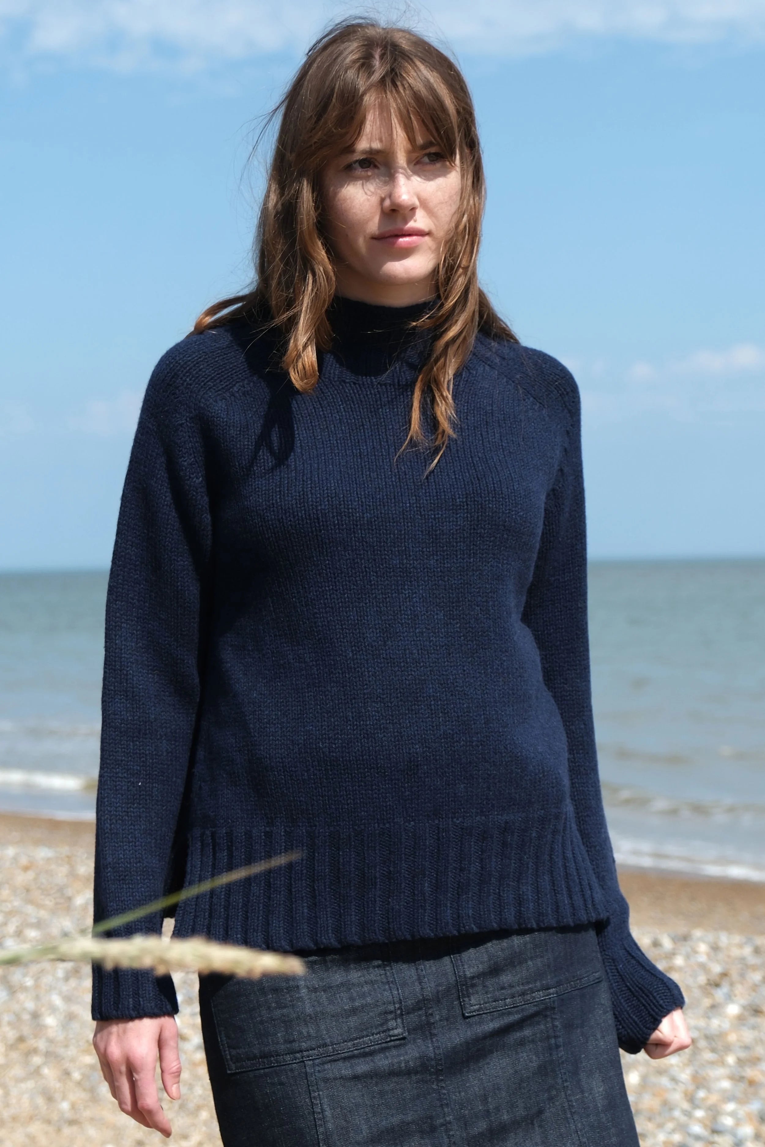 Chunky Swing Sweater With Split Hem in Cosmos