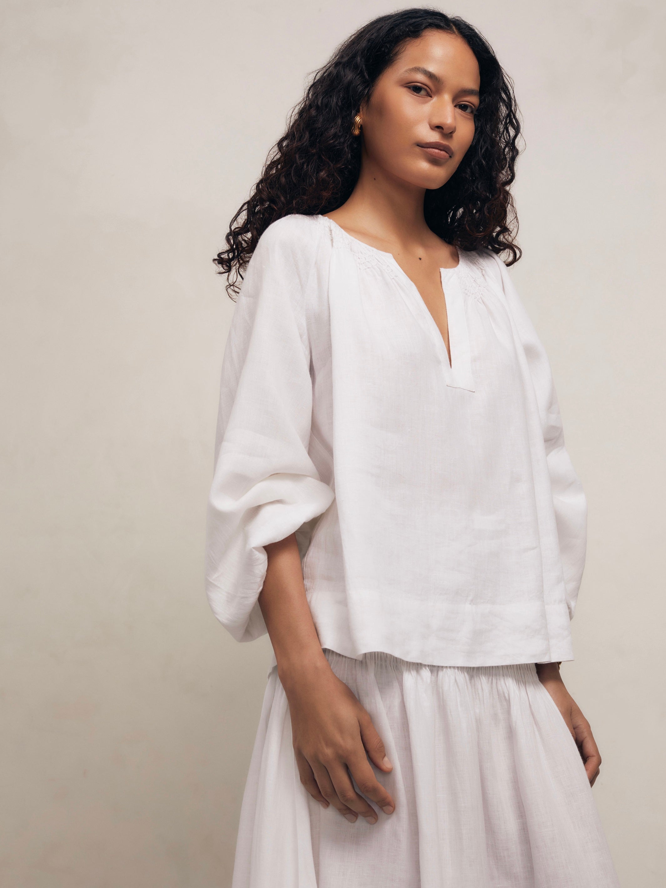 ELIZABETH - White Linen Blouse