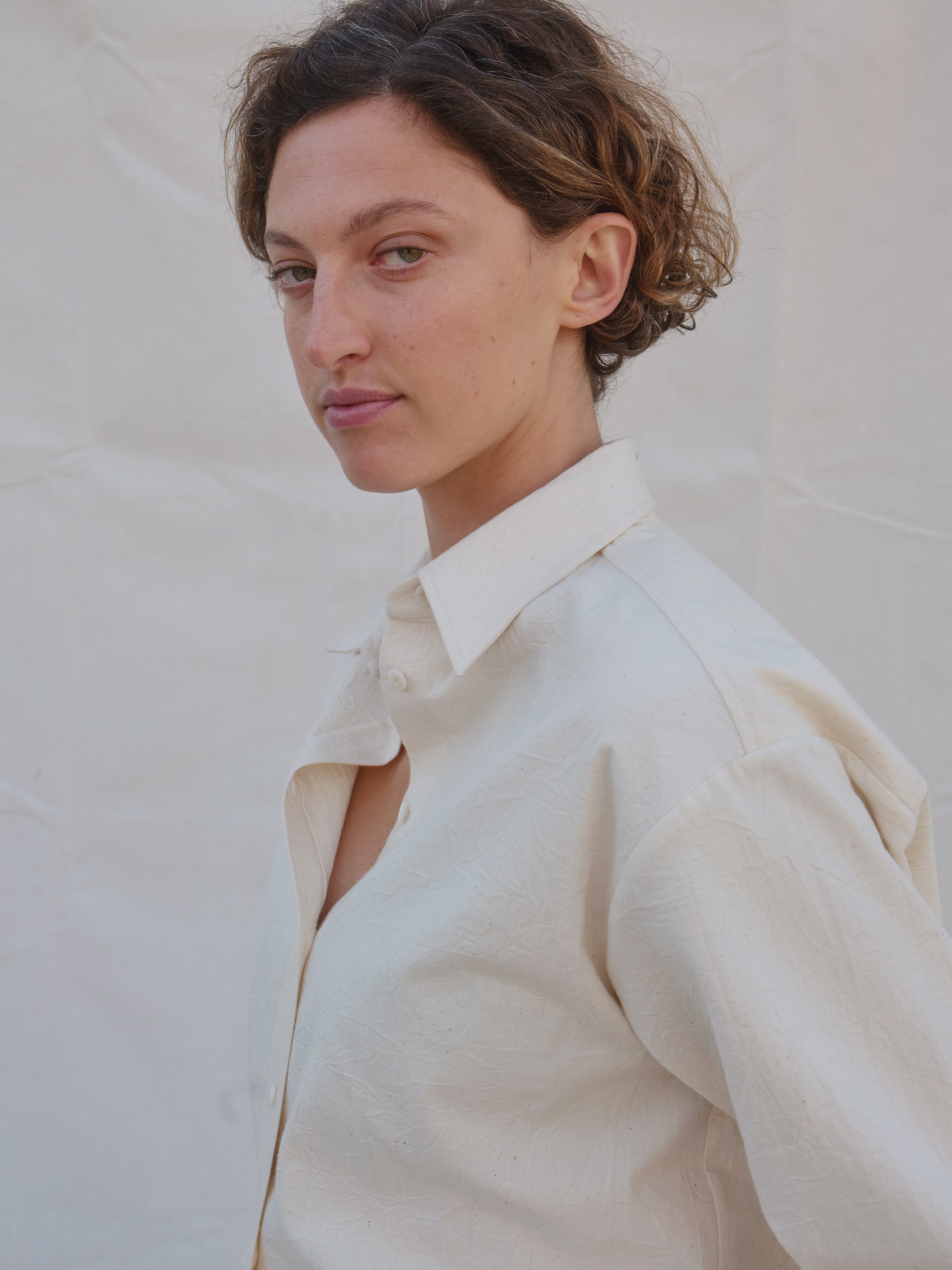 Medlar Shirt in Cream Canvas