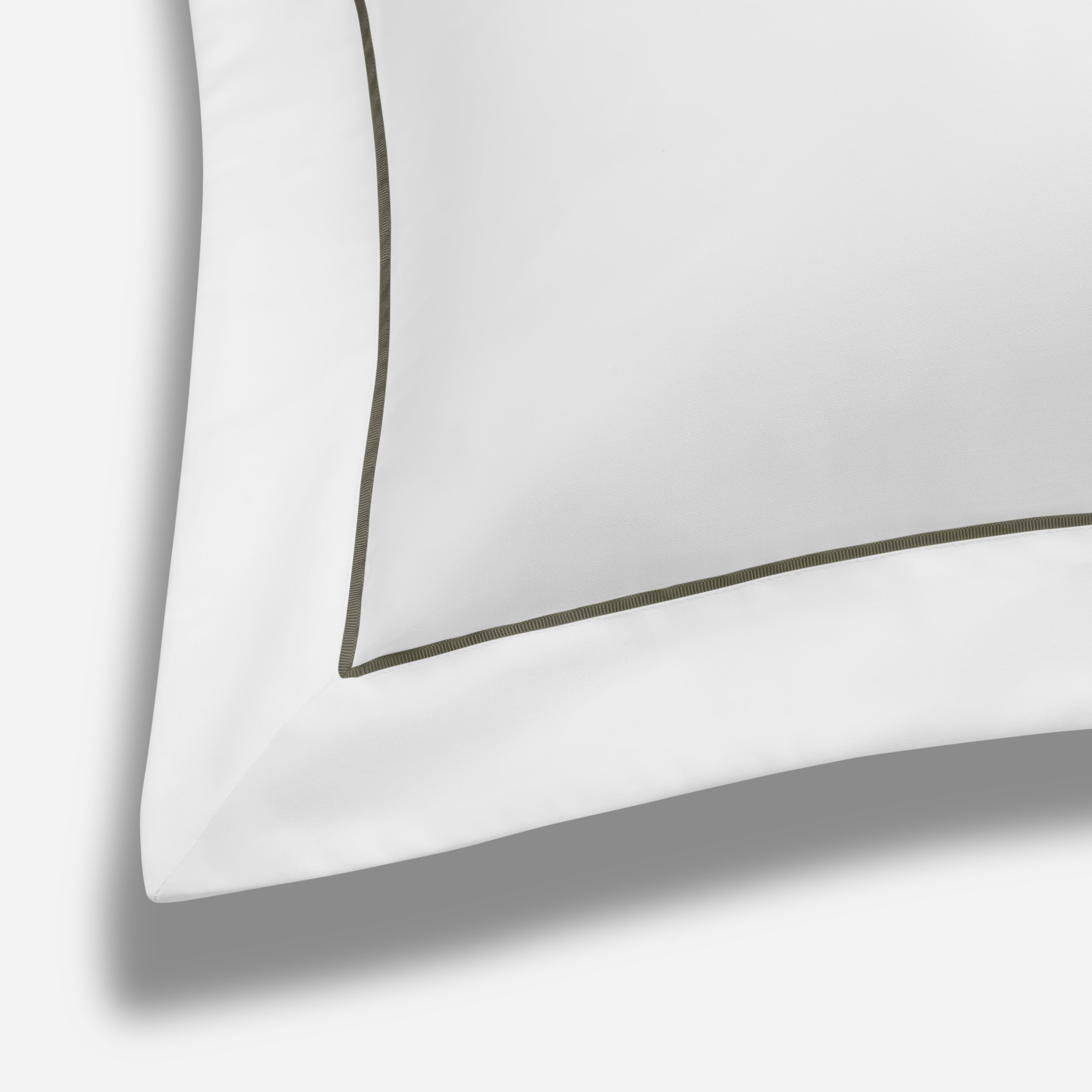 Set of 2 - Heritage Collection Signature Style Oxford Pillowcase - White With Canopy Green Trim