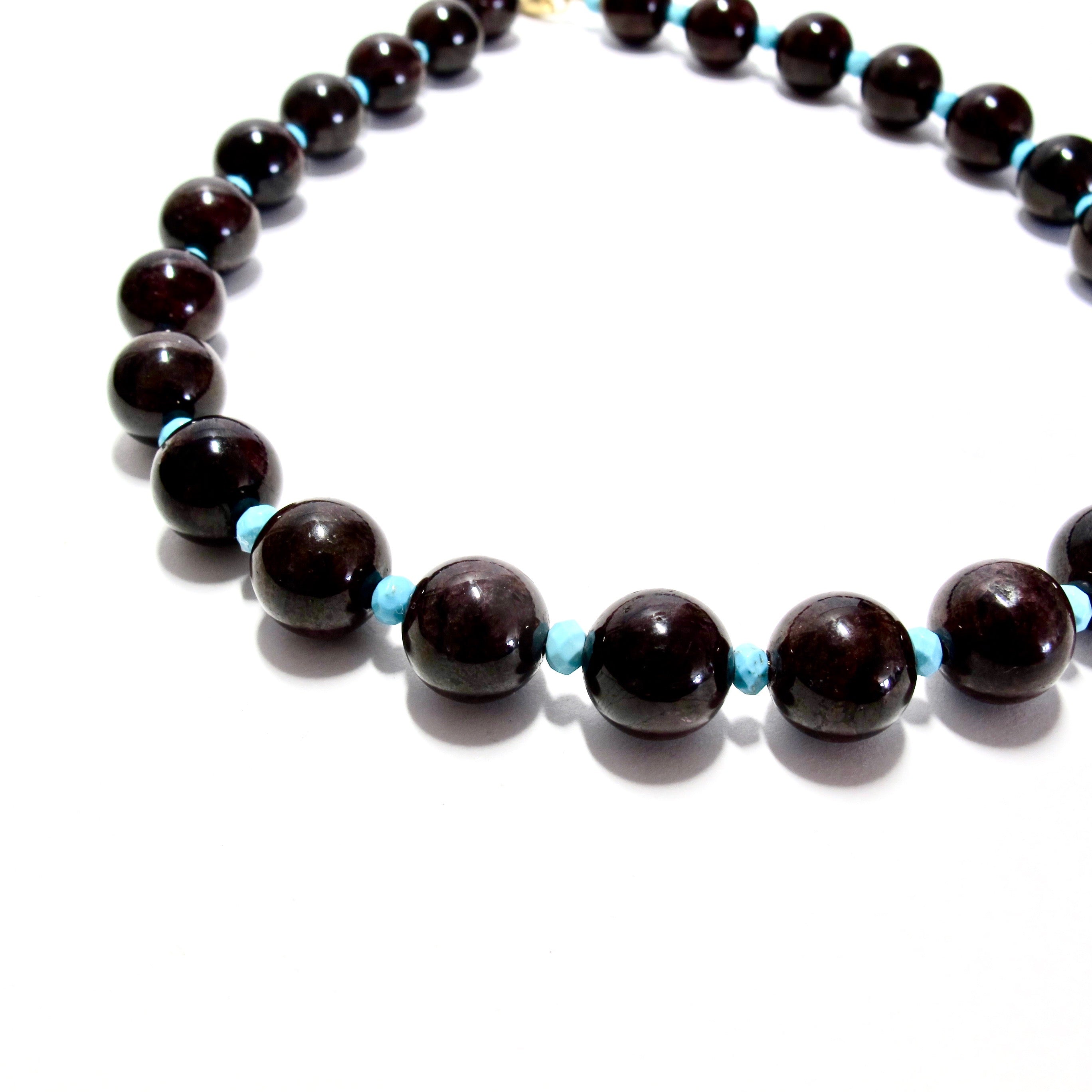 Opposites Attract' necklace (Chunky)