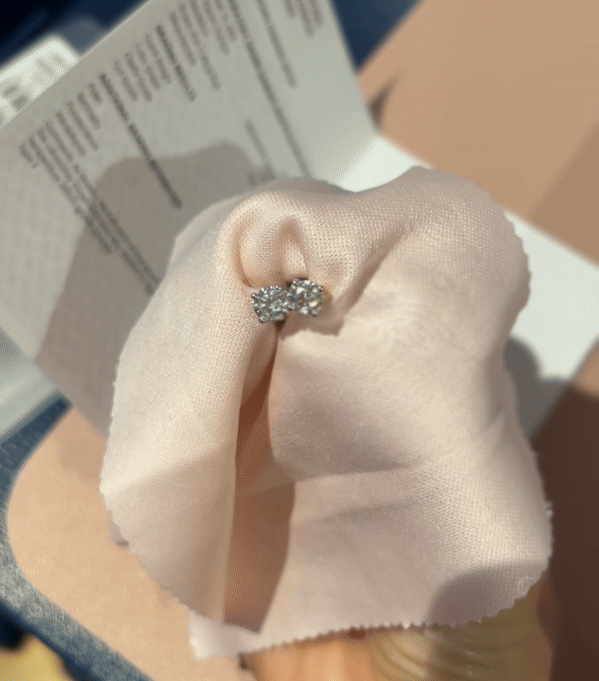 The Classic Lab-Diamond Studs