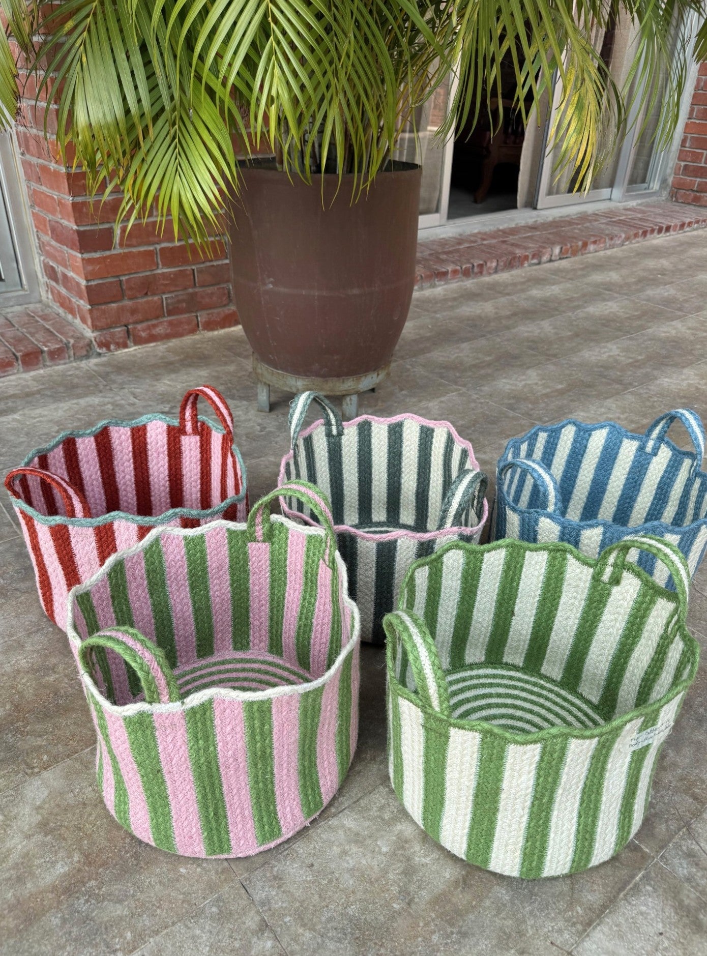 Large Tulip Basket Strawberry