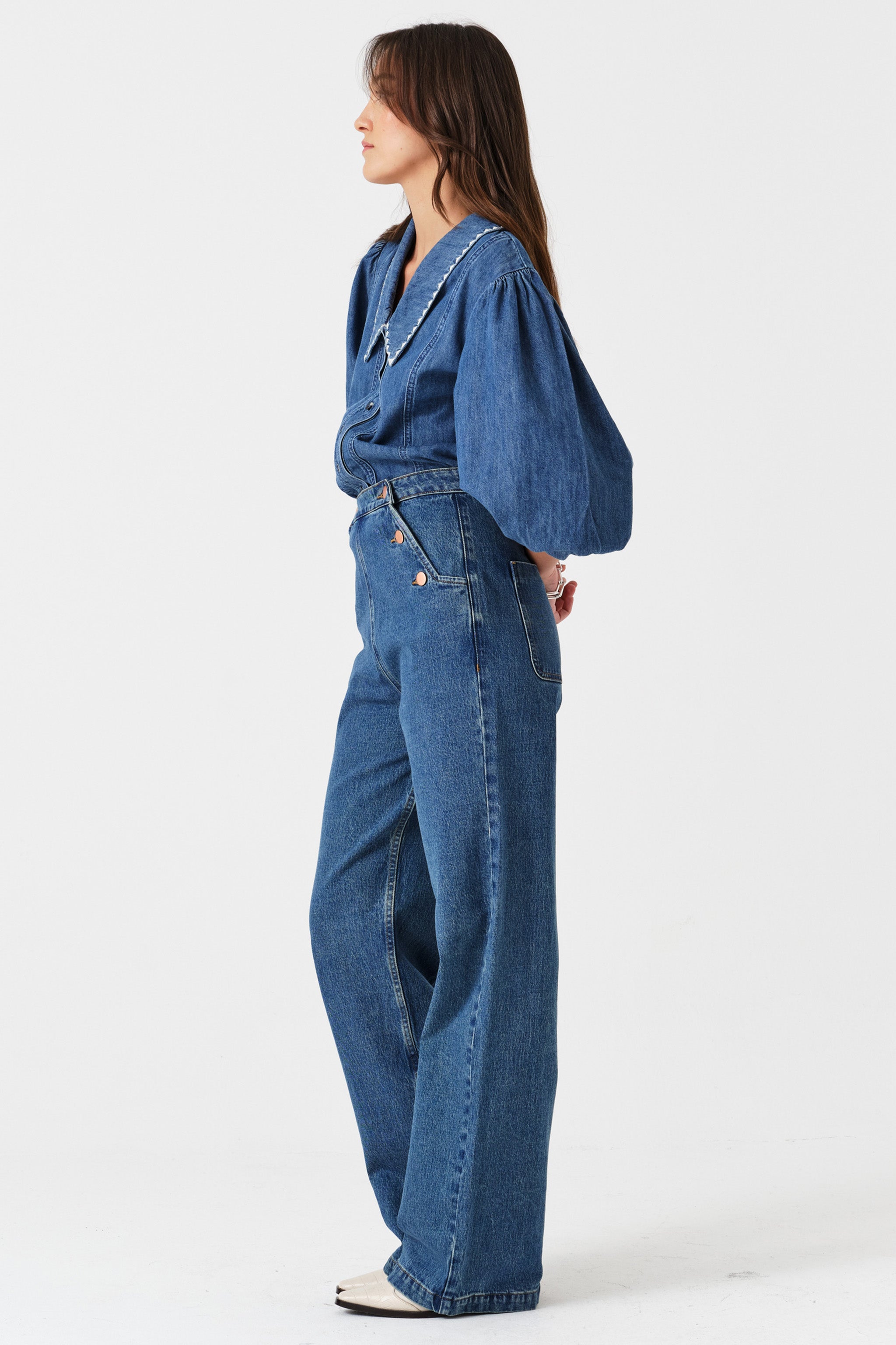 Margot High-Rise Flare Jean in Pasadena