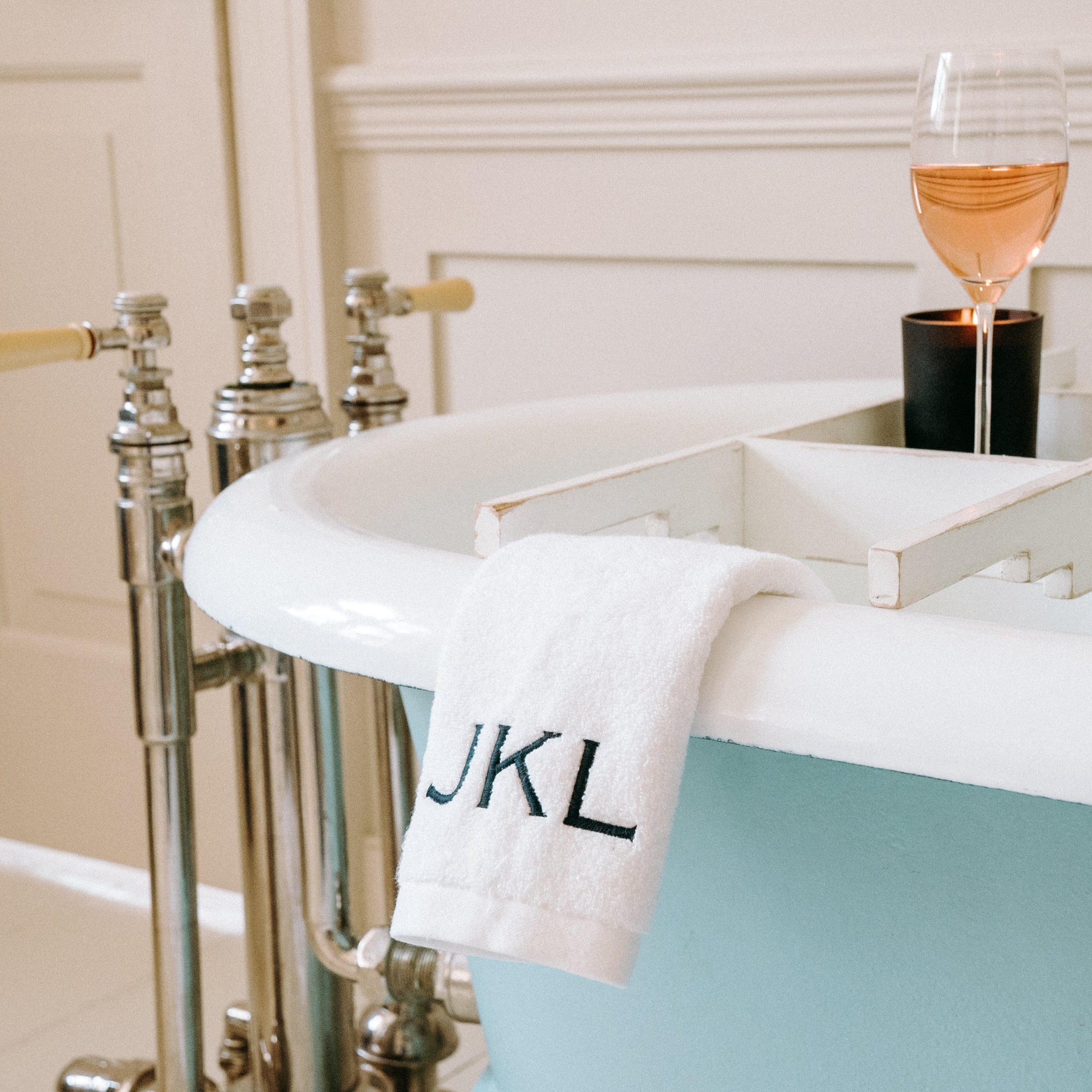 Set of 4 - Signature Luxurious & Fluffy Face Cloth