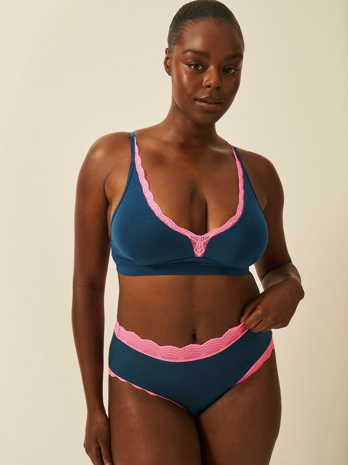 Lace Plunge Bra - Midnight Neon Pink