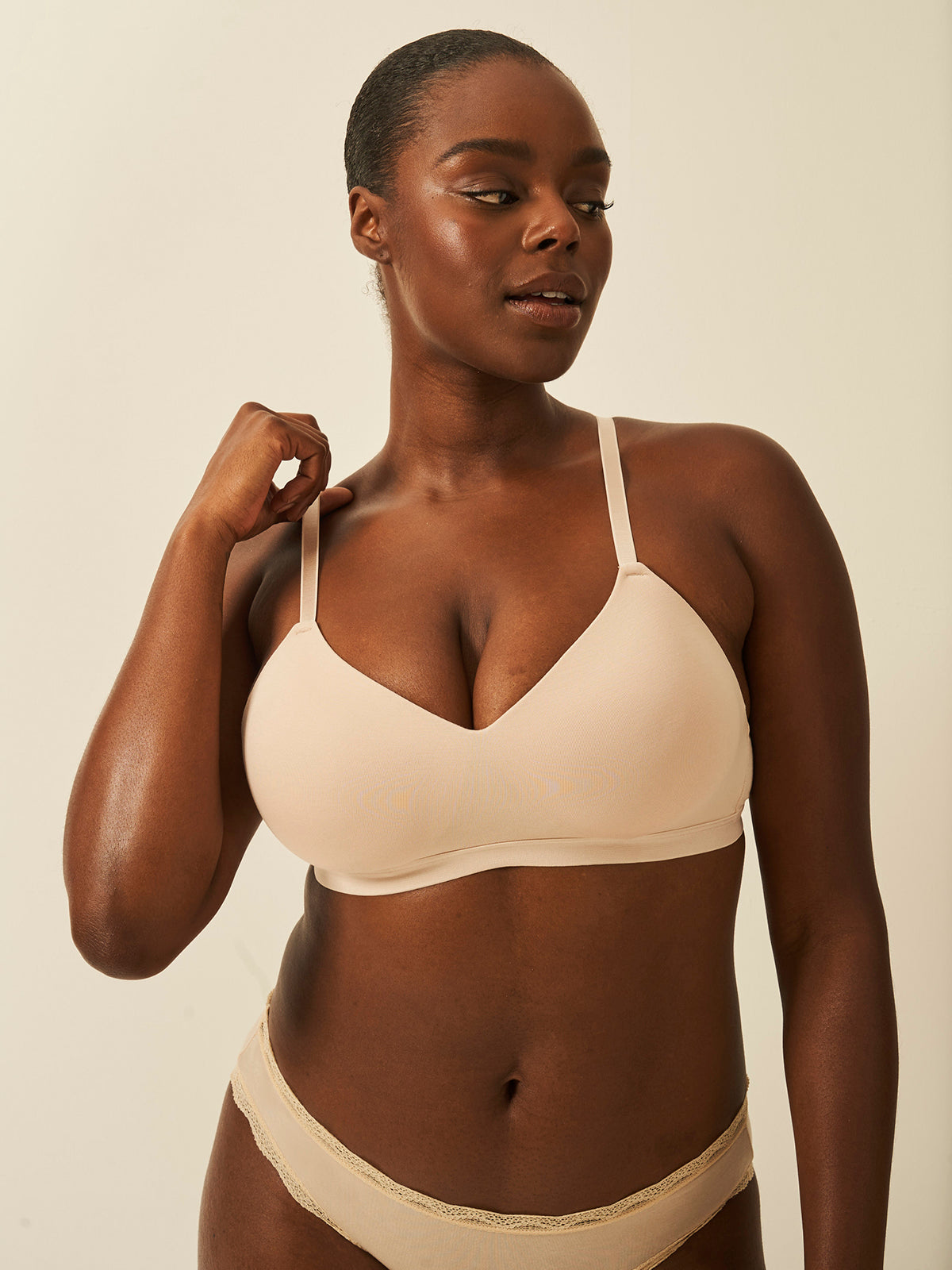 Smooth Sculpt Padded Bra - Sand
